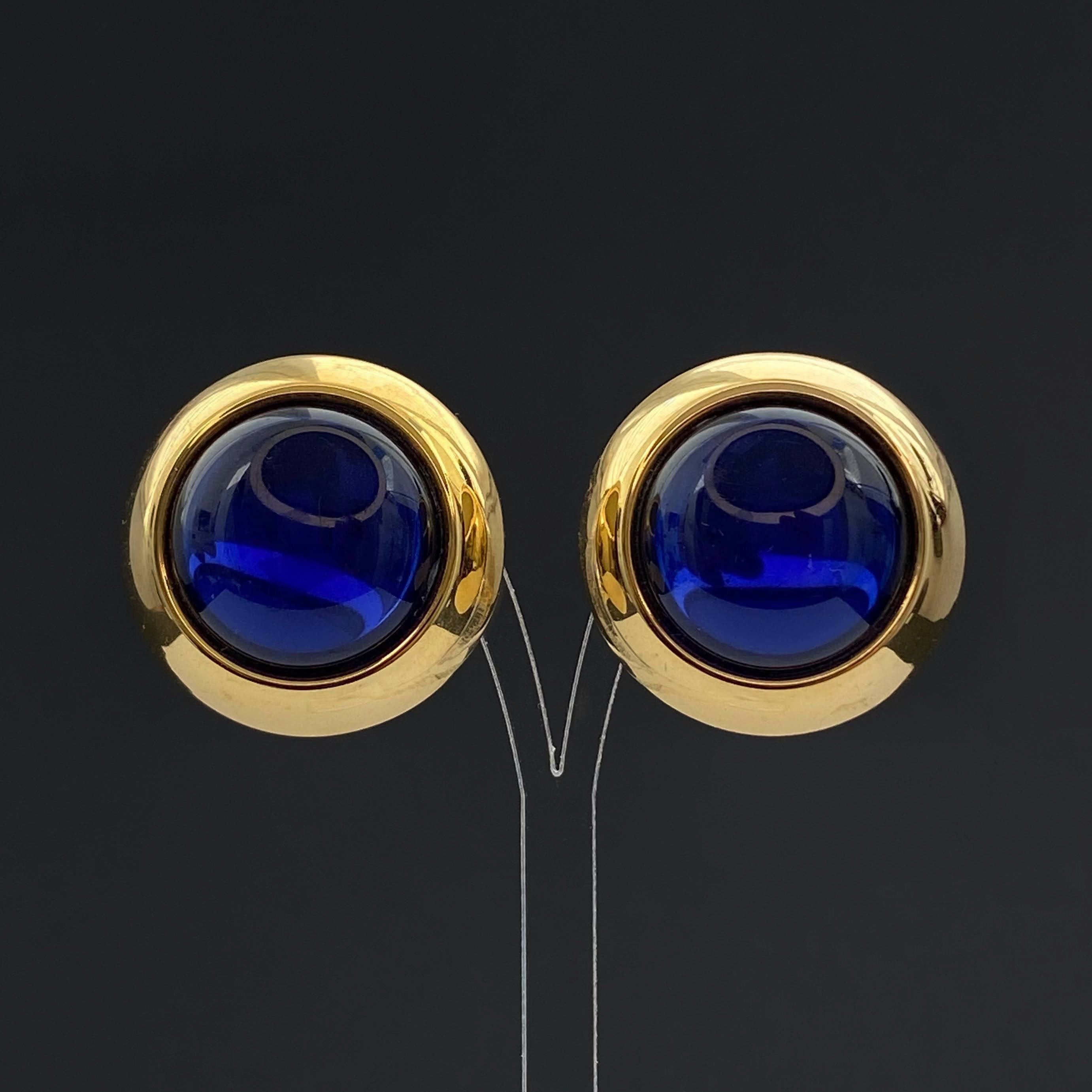 Vintage gold tone and navy lucite round clip on earrings Vintage 80s jewelry