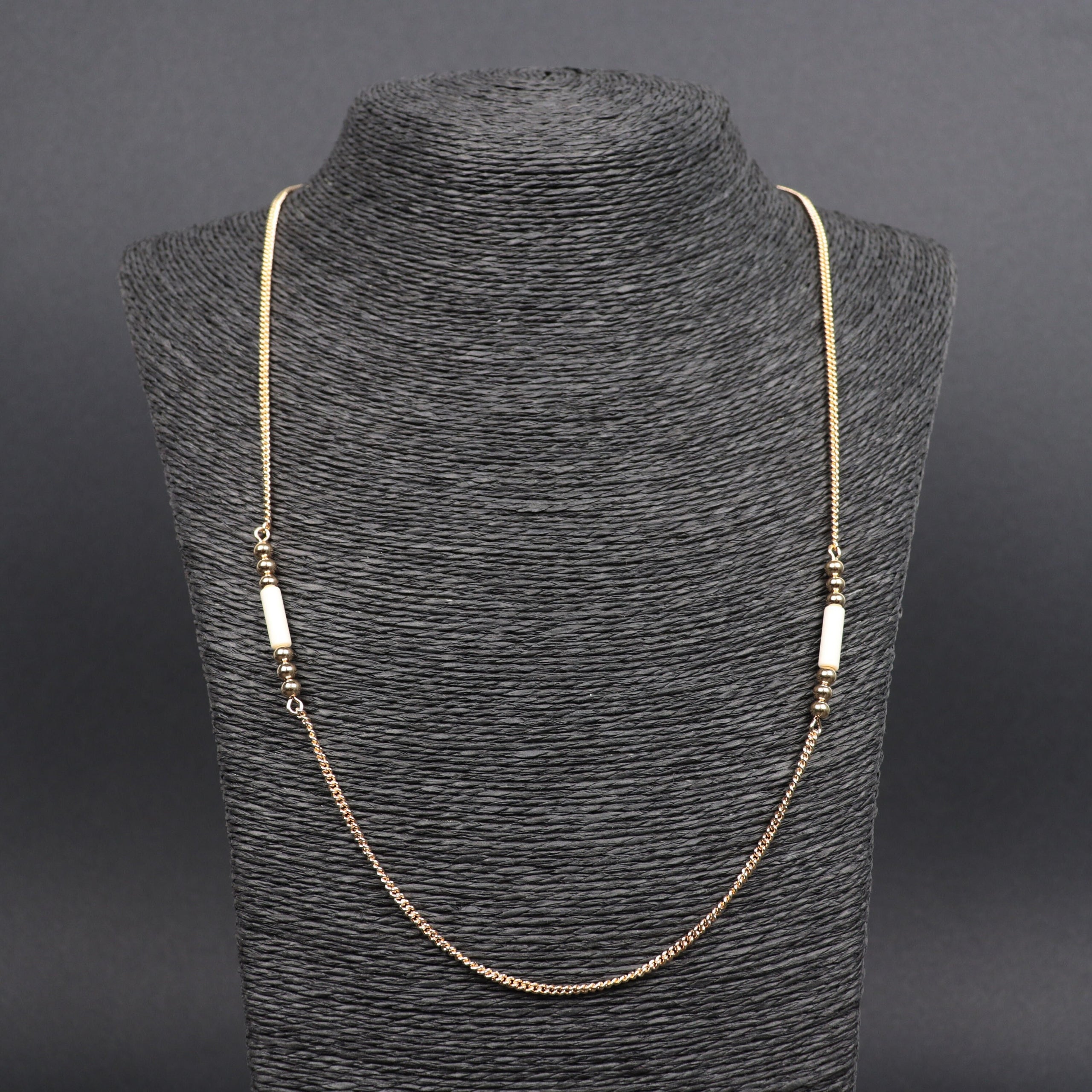 Vintage AVON gold tone and white beads chain necklace