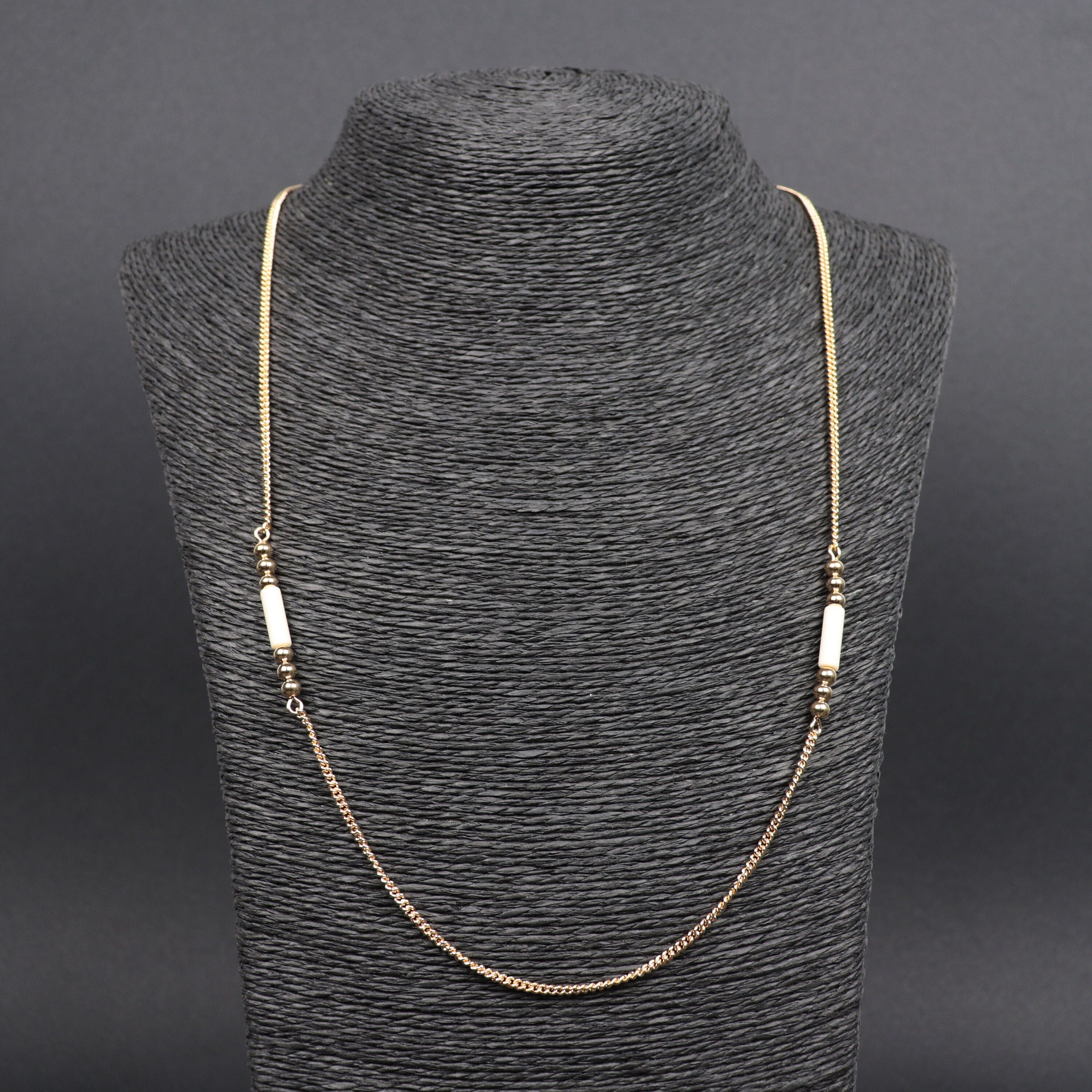 Vintage AVON gold tone and white beads chain necklace