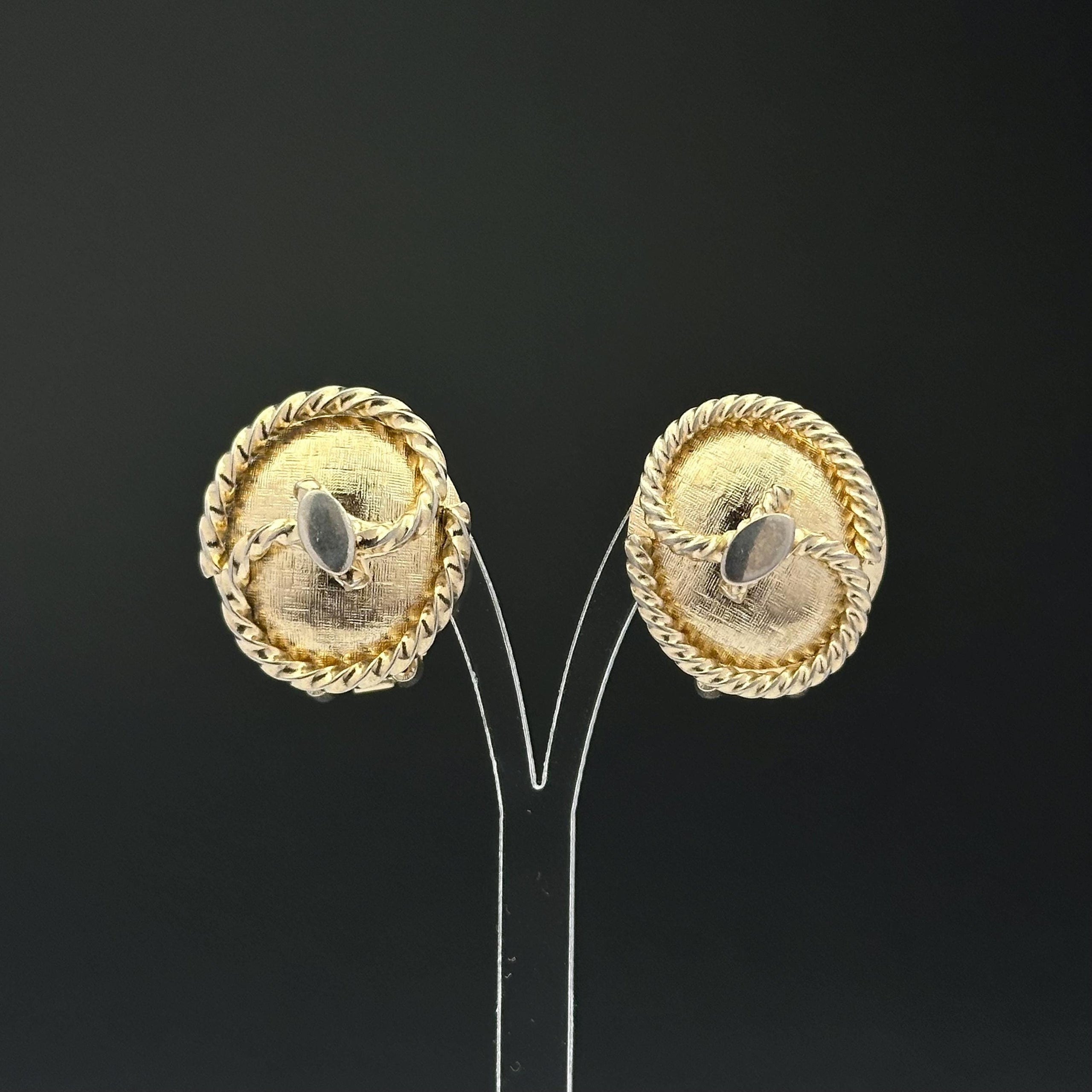 Vintage gold tone oval clip on earrings