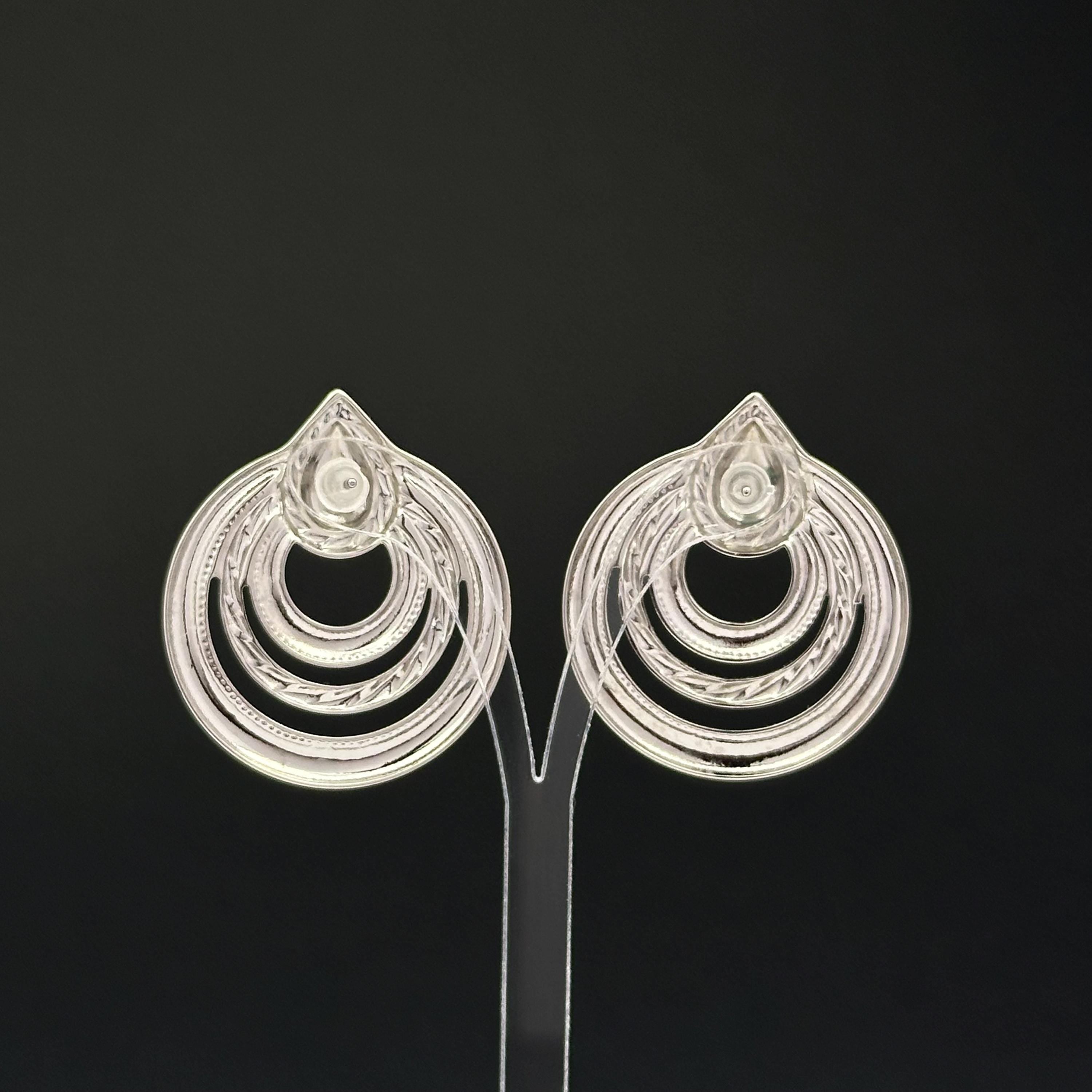 Vintage silver tone earrings