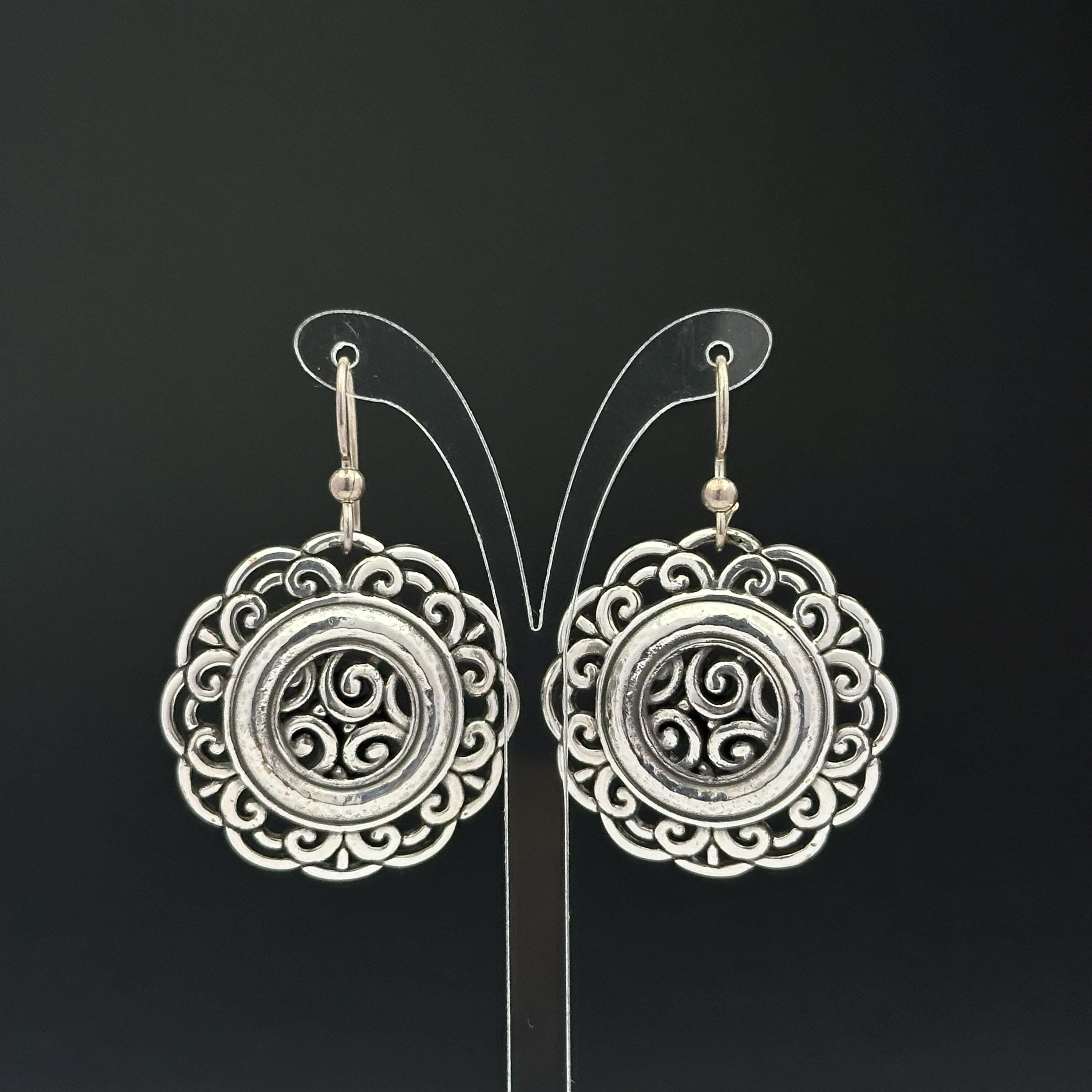 Vintage silver tone filigree dangle earrings