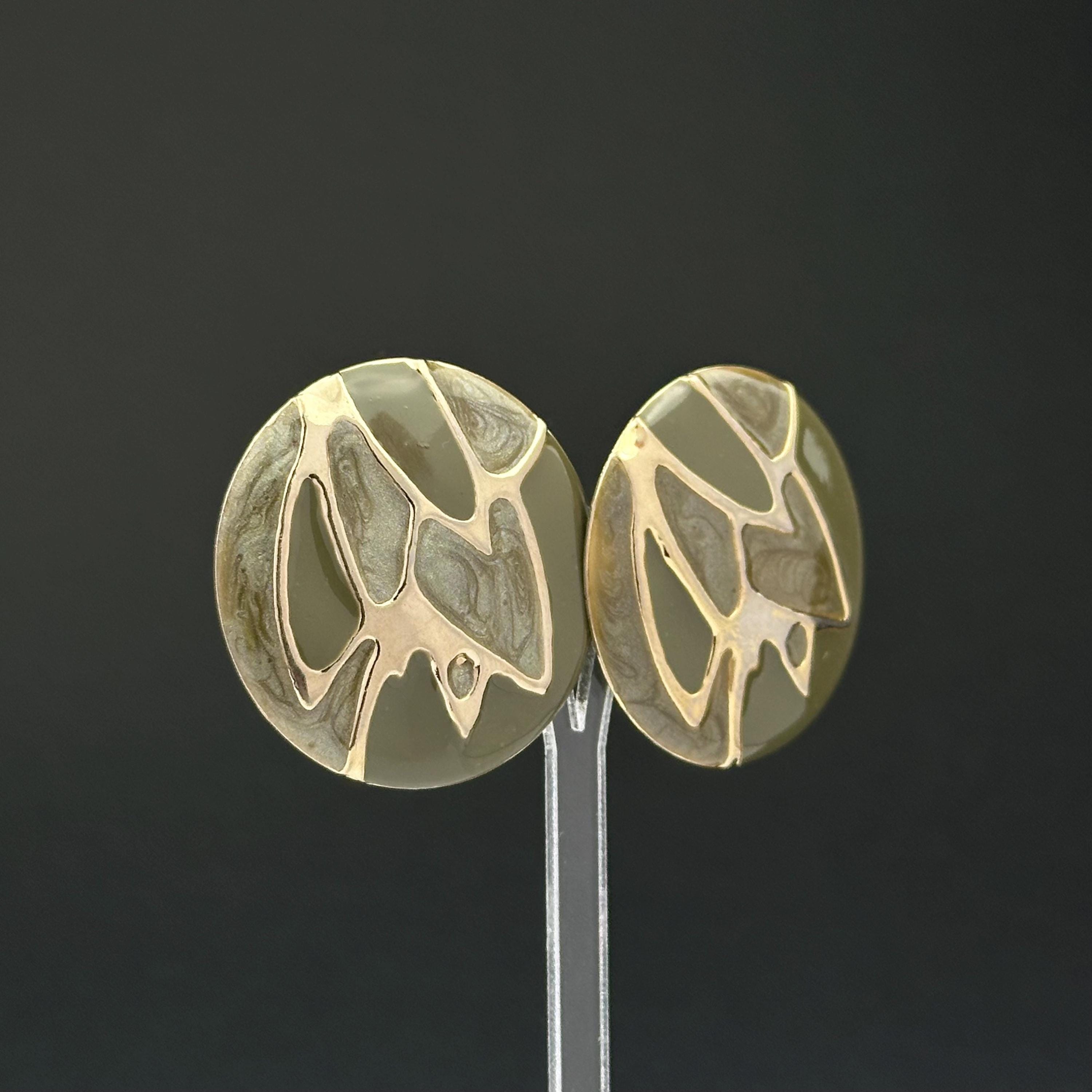 Vintage gold tone and green enamel round earrings