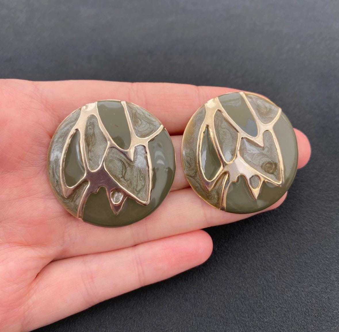 Vintage gold tone and green enamel round earrings