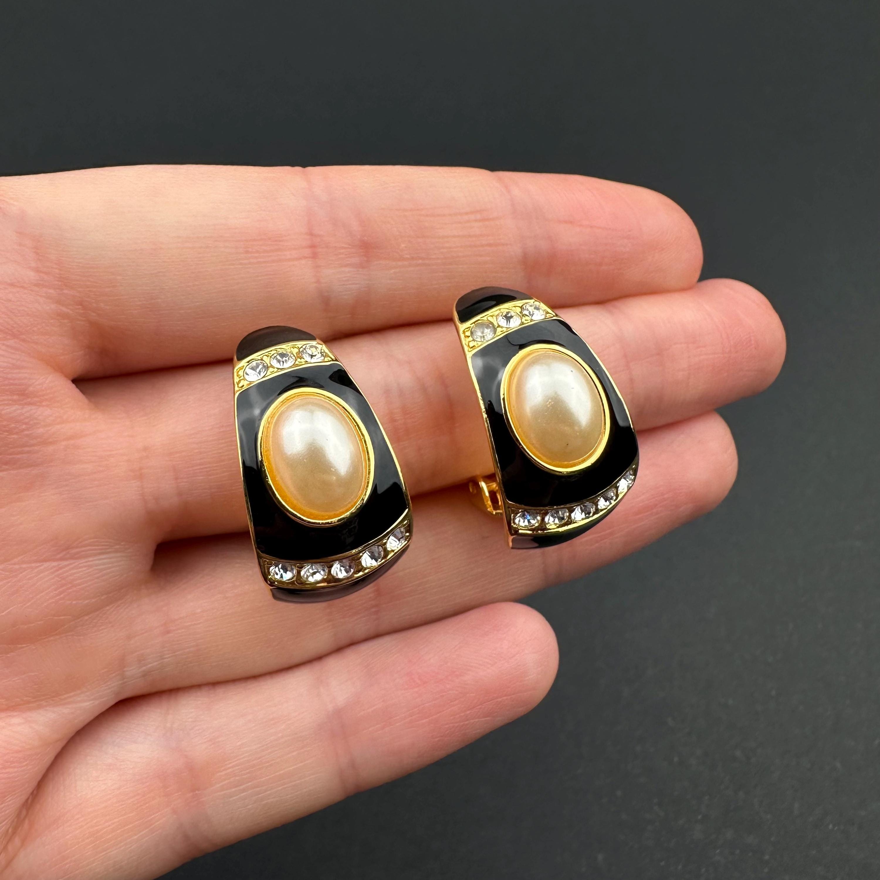 Vintage Joan Rivers black enamel rhinestone and  faux pearl hoop clip on earrings