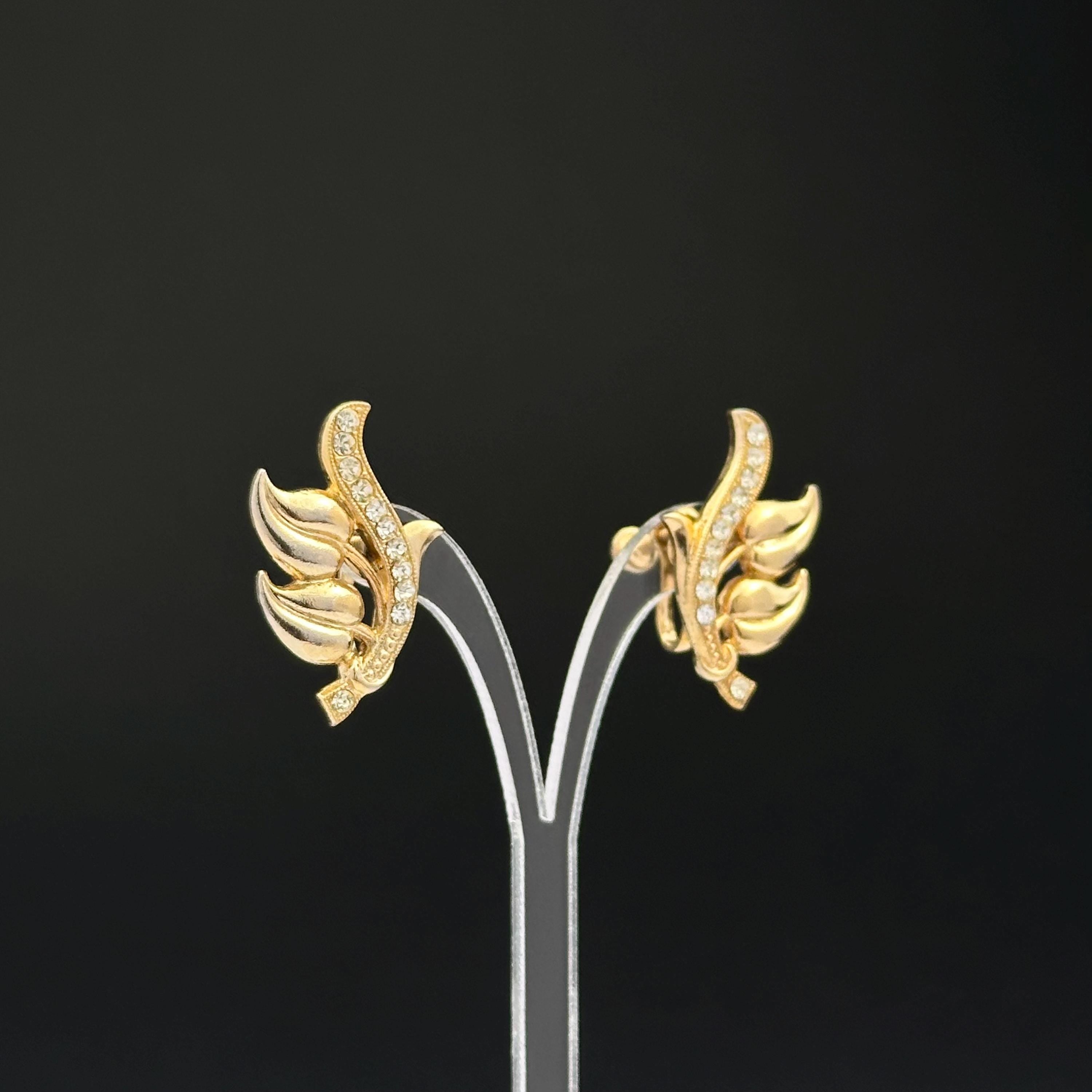 Vintage gold-tone leaf and clear rhinestones screw back earrings