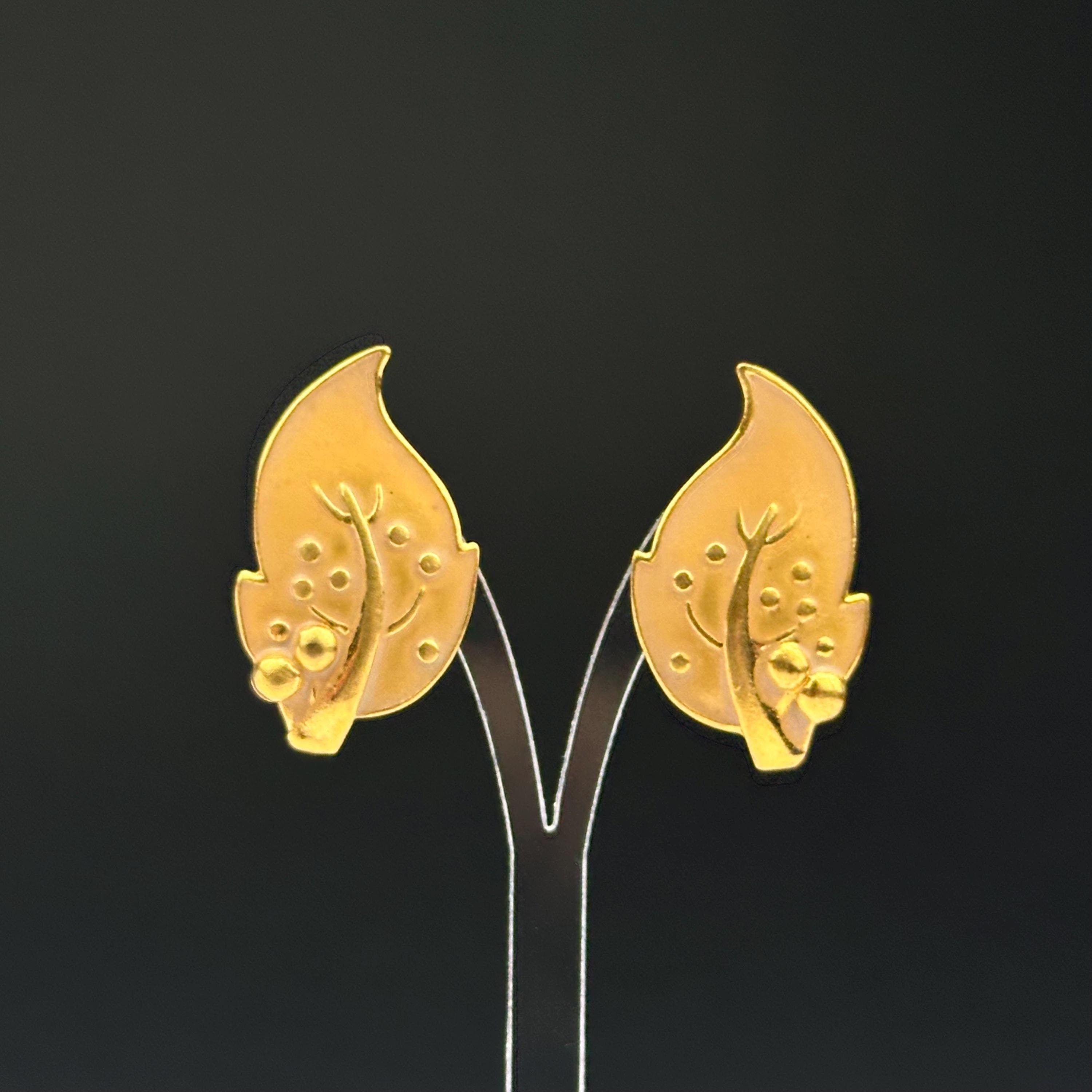 Vintage Gold Plated Leaf Clip On Earrings - Beige Enamel