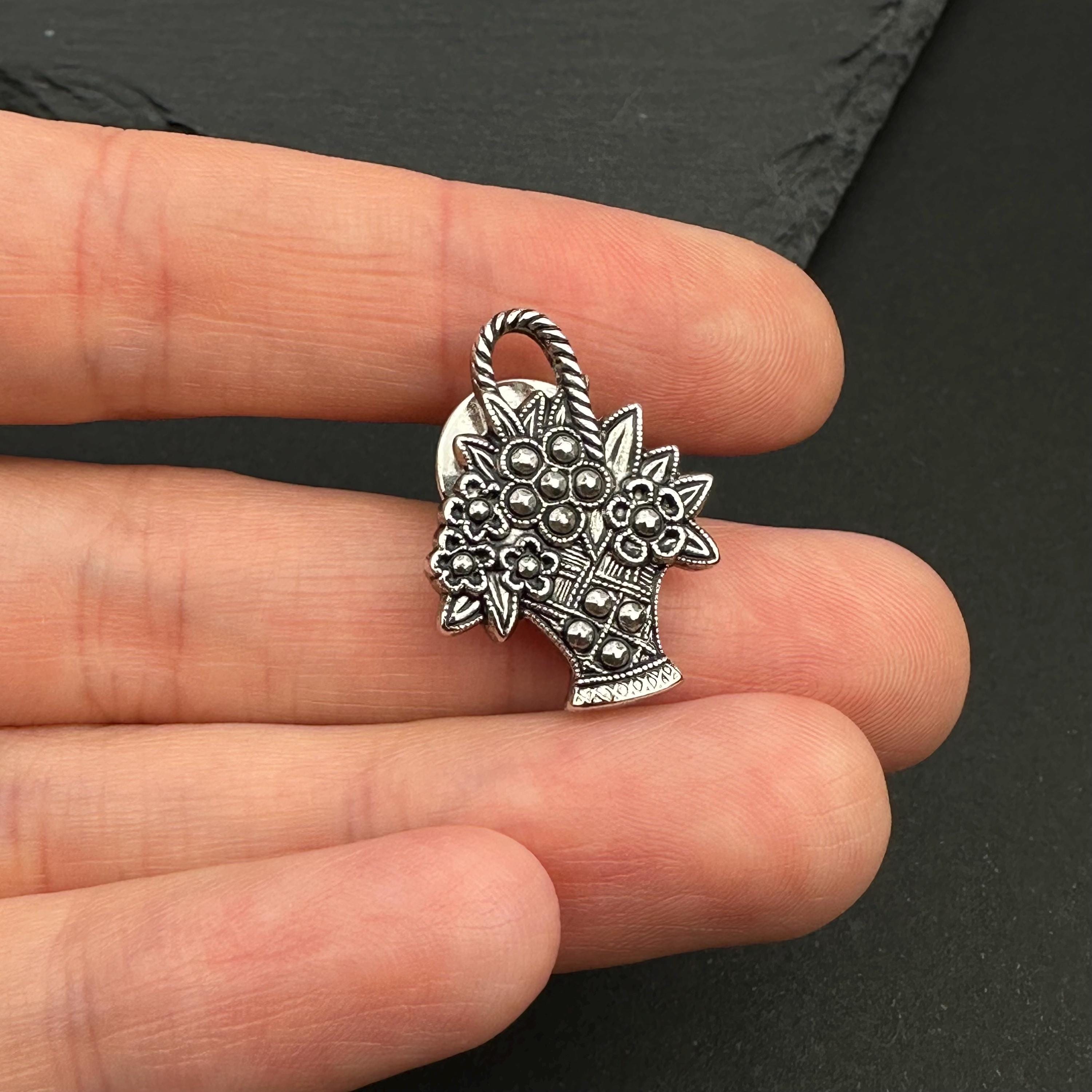 Vintage AVON silver tone flower basket lapel pin
