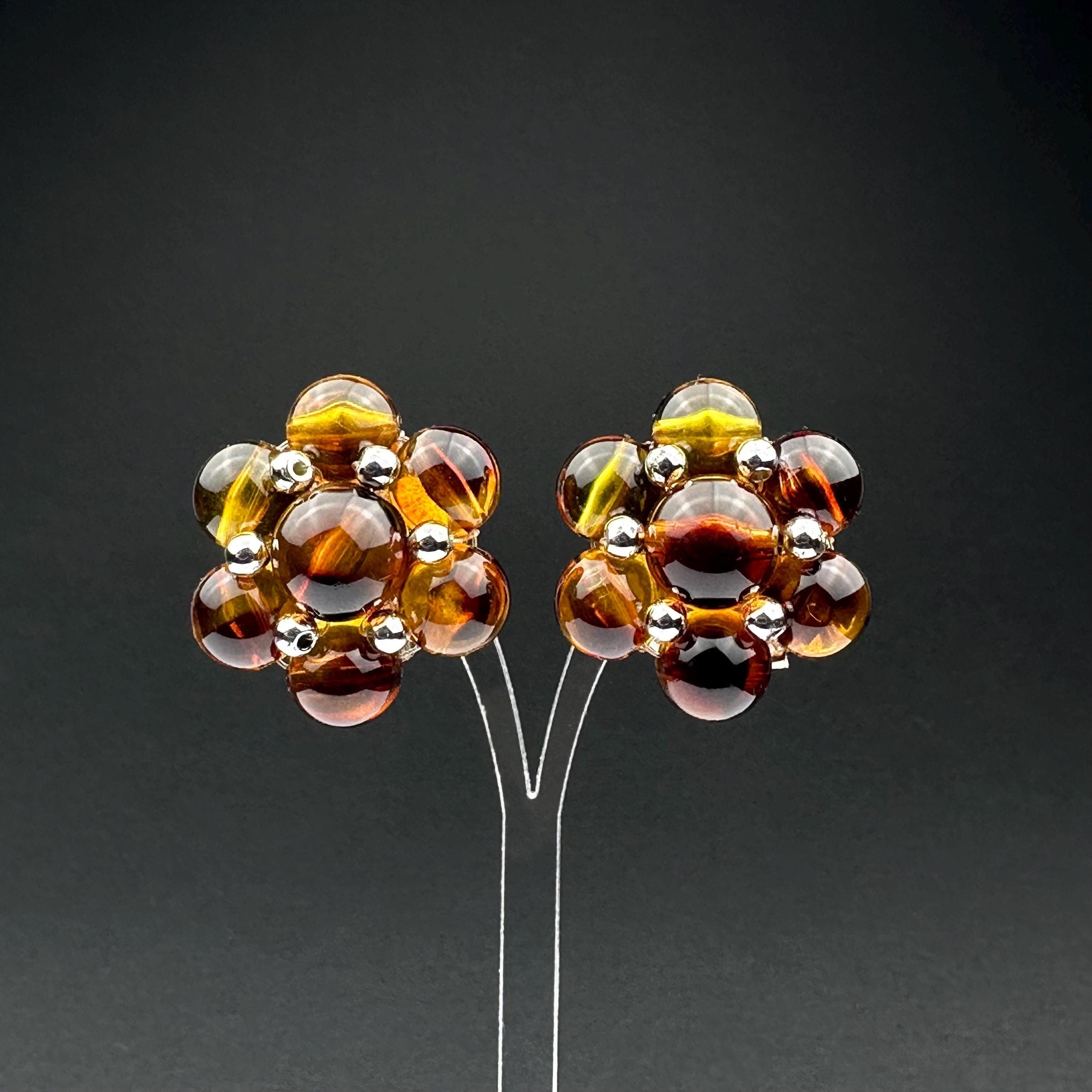 Vintage brown plastic beads clip-on earrings, Retro flower cluster earrings, 1960s statement jewelry