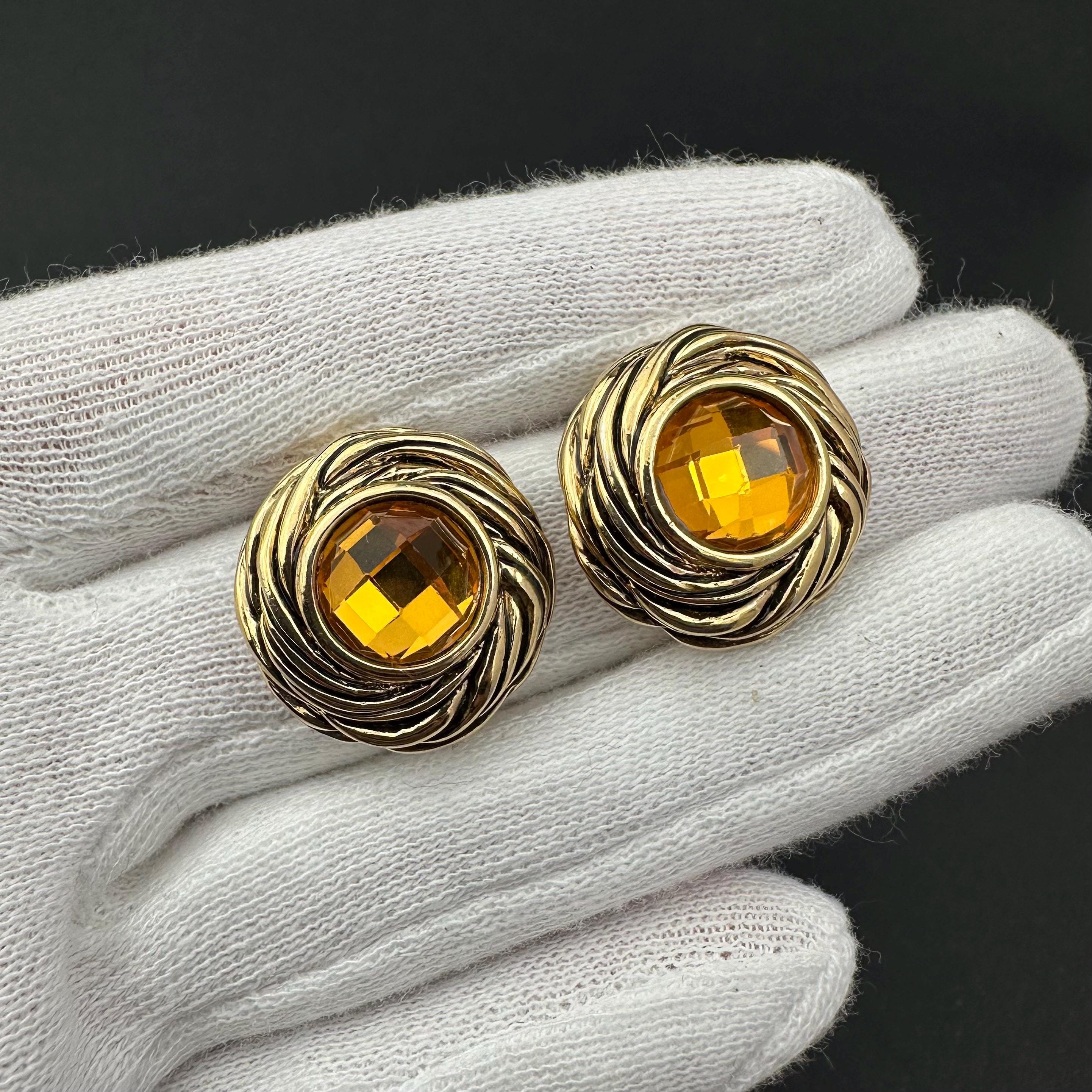 Vintage gold tone and amber glass stones clip-on earrings