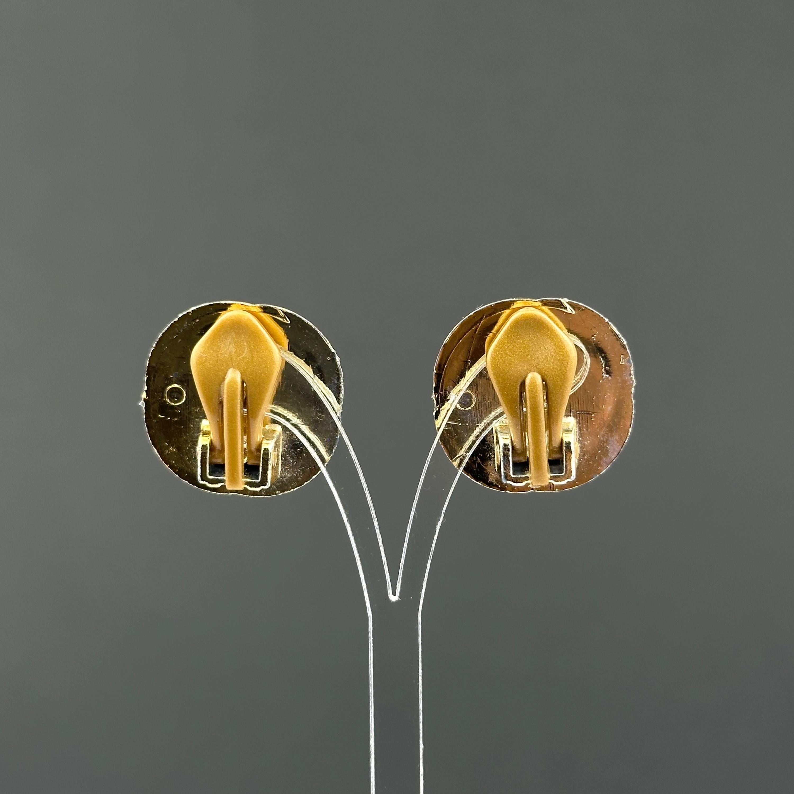 Vintage gold-tone and brown plastic clip-on earrings