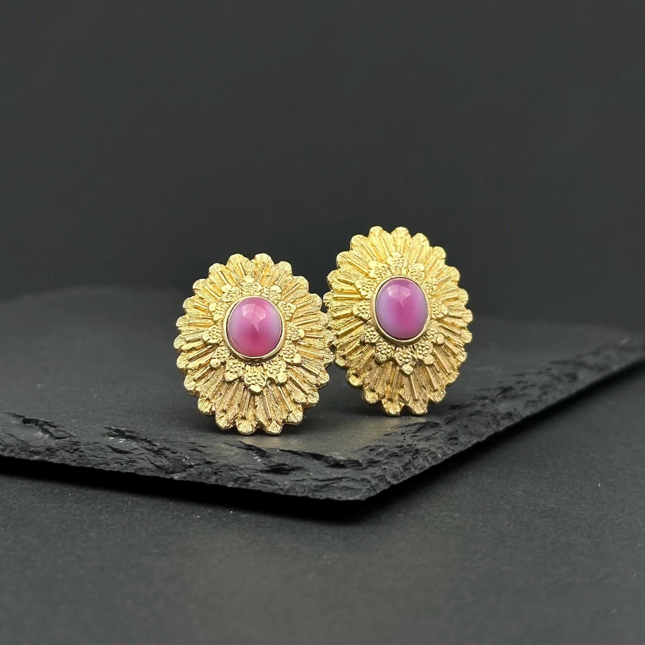Vintage Avon gold-tone and pink cabochons cufflinks