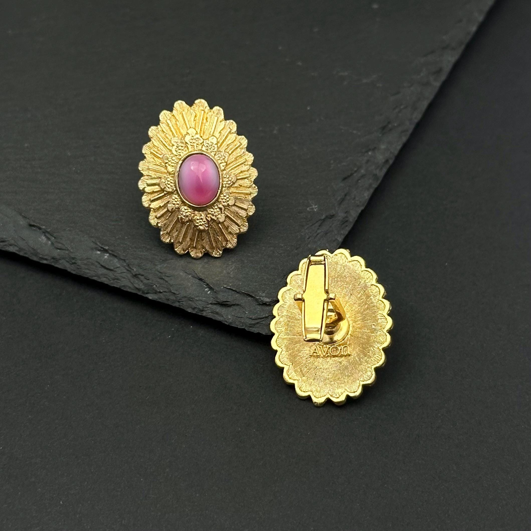 Vintage Avon gold-tone and pink cabochons cufflinks