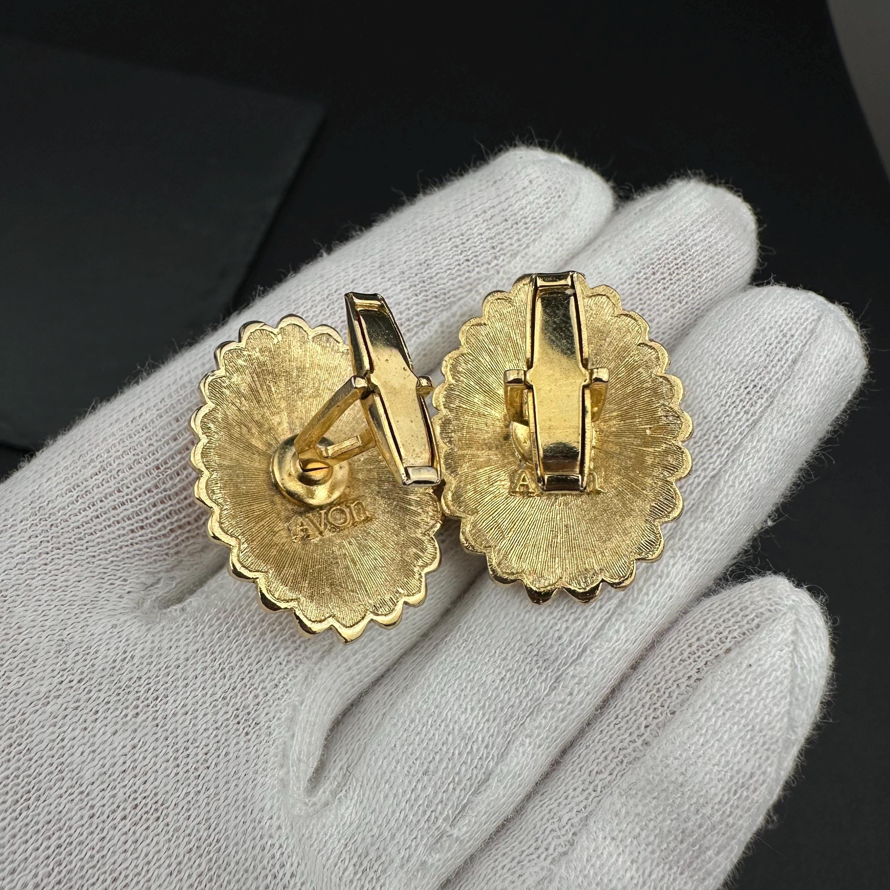 Vintage Avon gold-tone and pink cabochons cufflinks