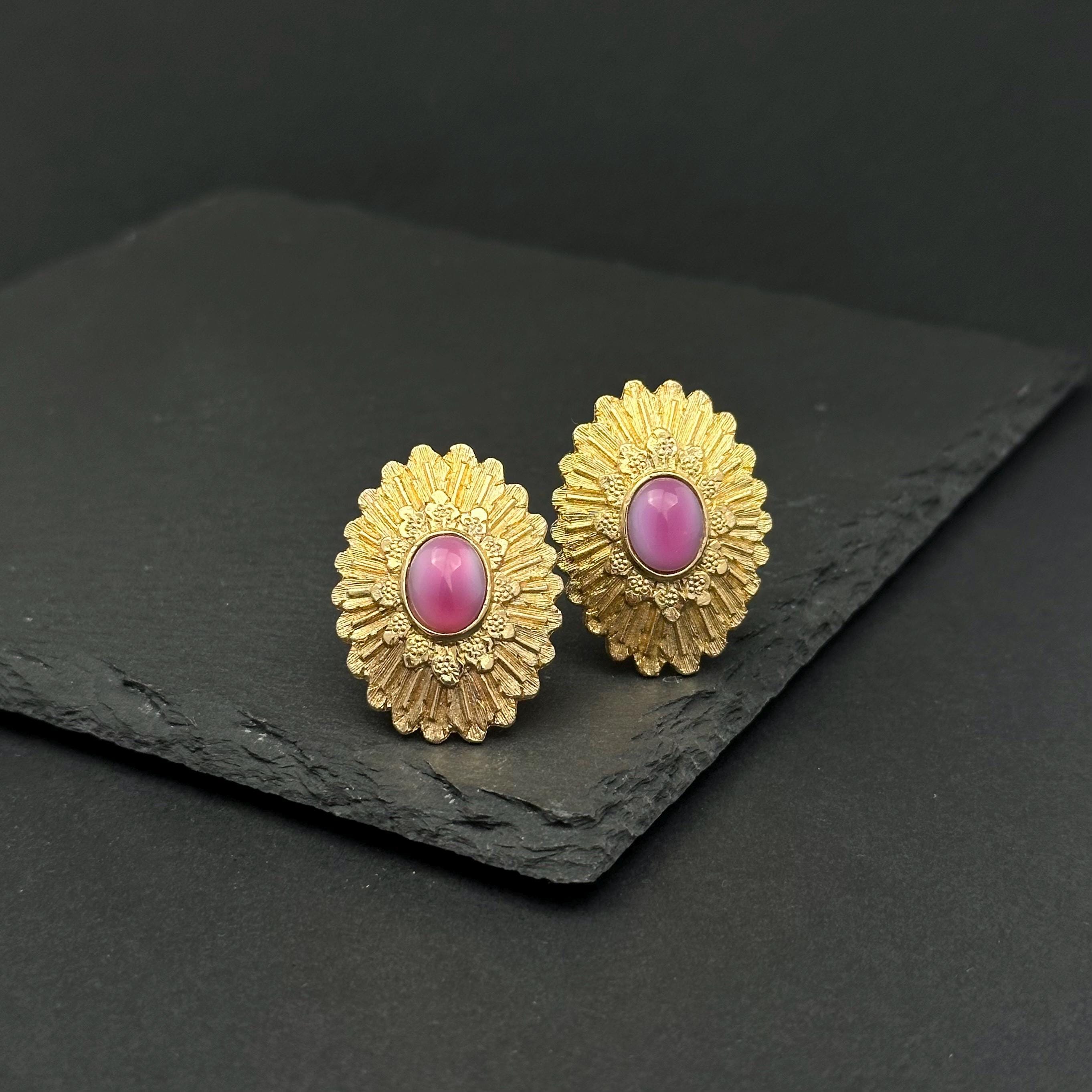 Vintage Avon gold-tone and pink cabochons cufflinks