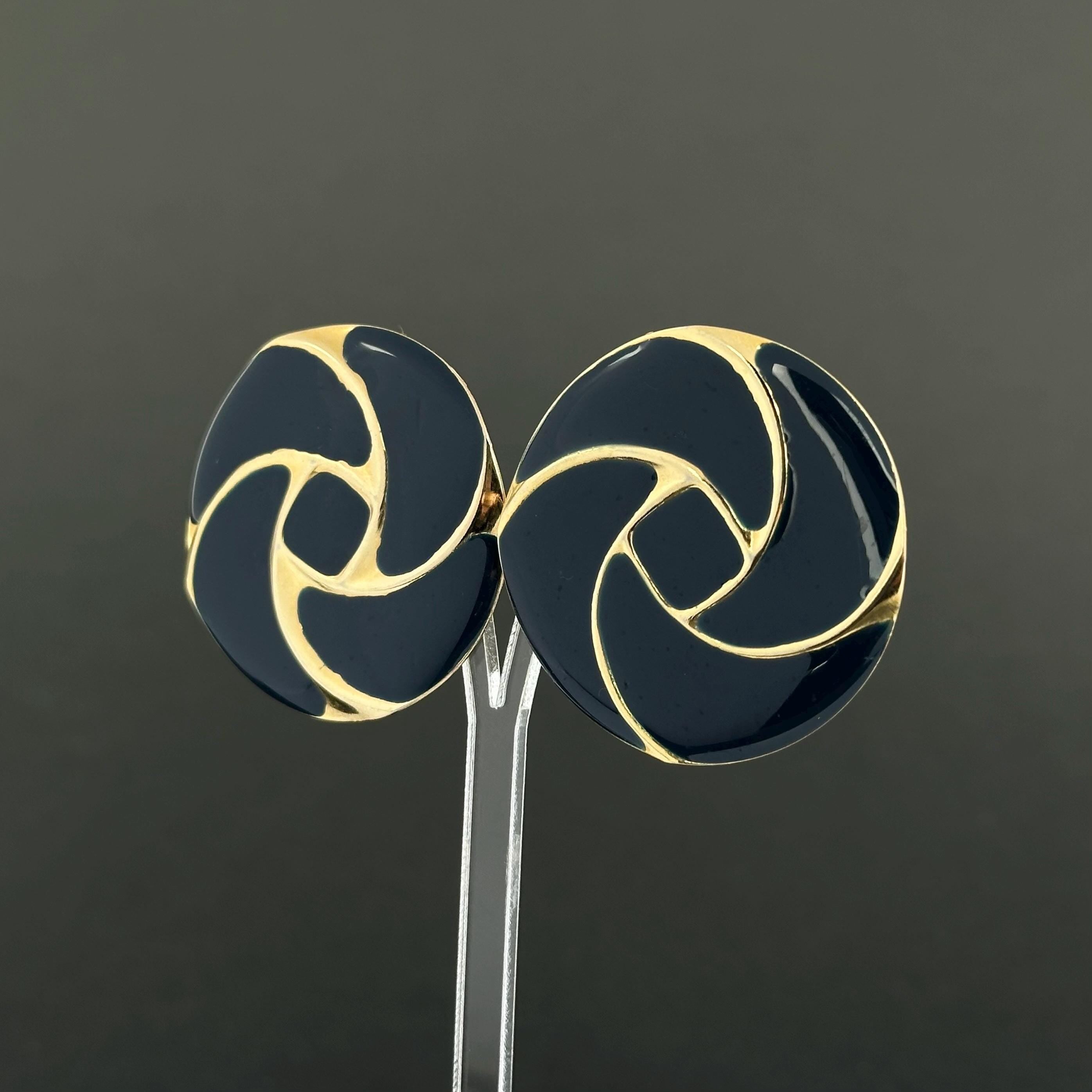 Vintage gold tone and navy blue enamel round clip on earrings