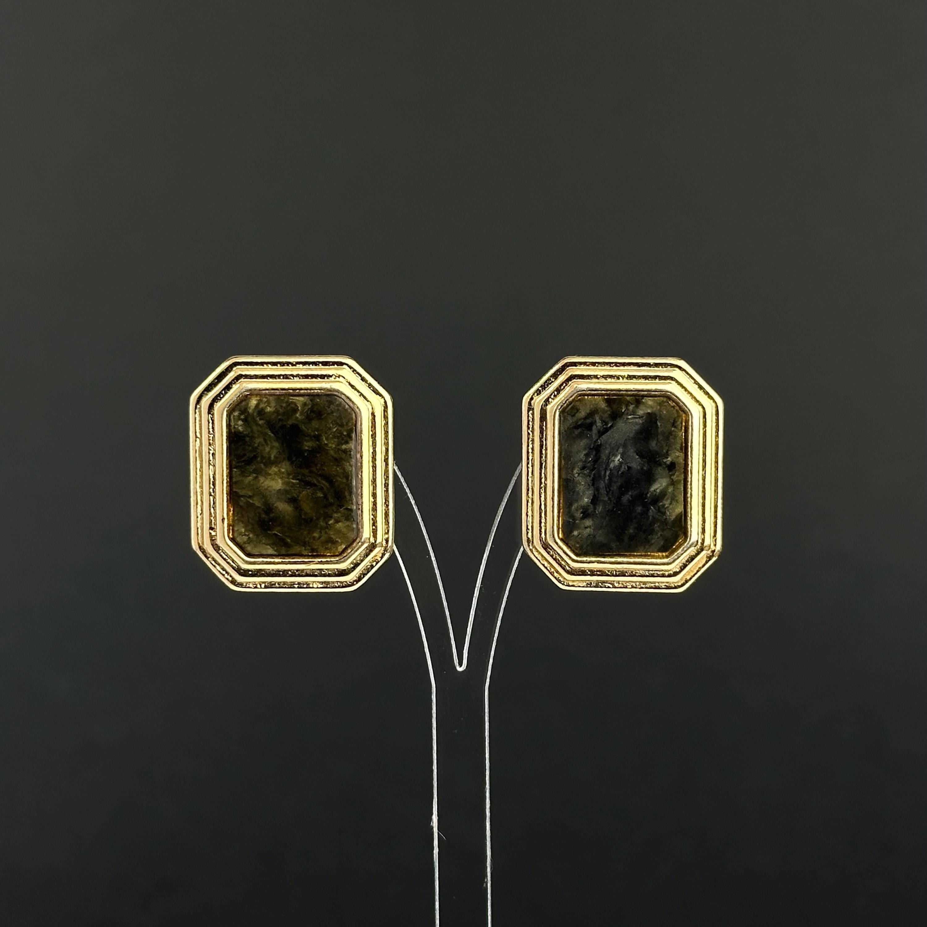 Vintage gold tone and green stud earrings