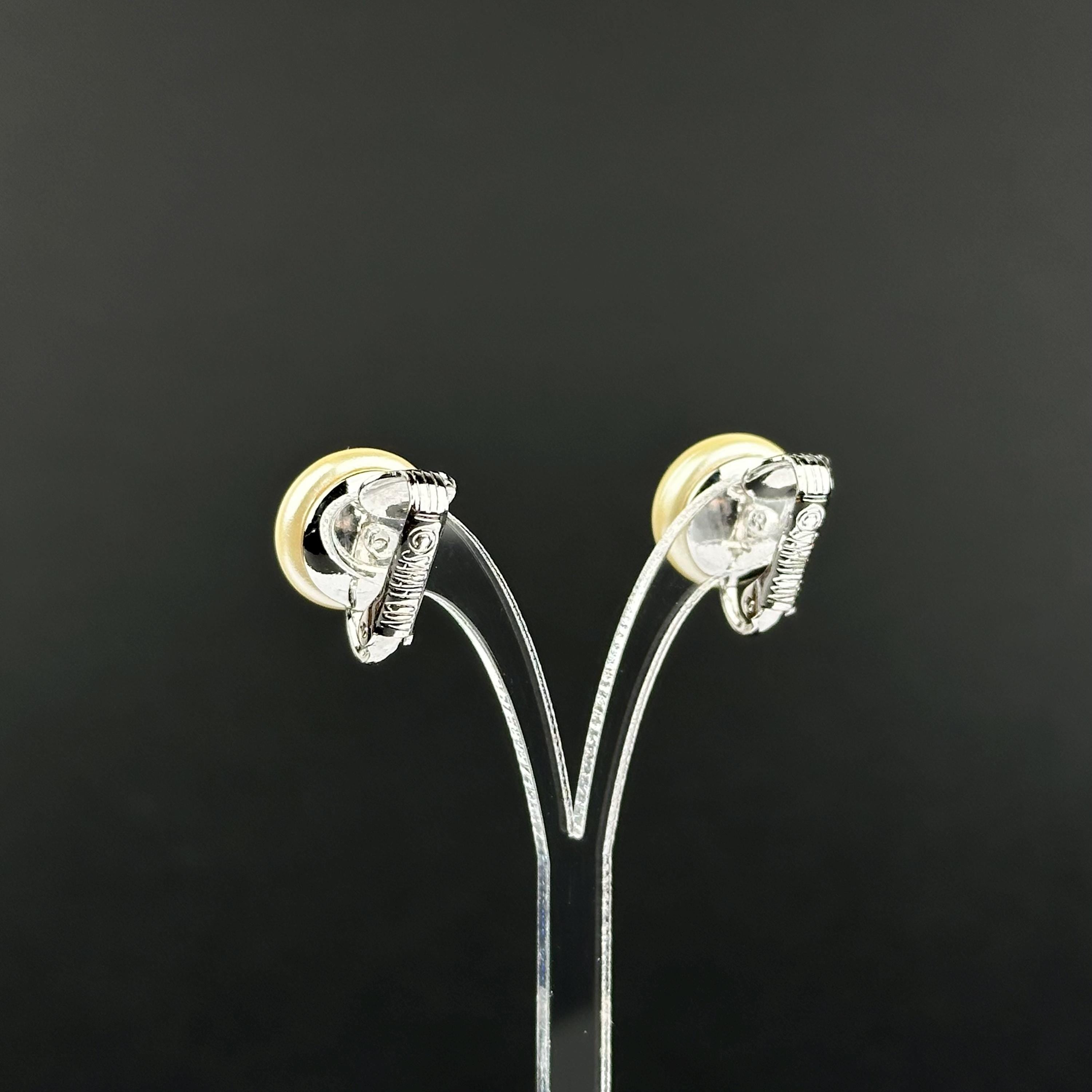Vintage Sarah Coventry faux pearl clip-on earrings
