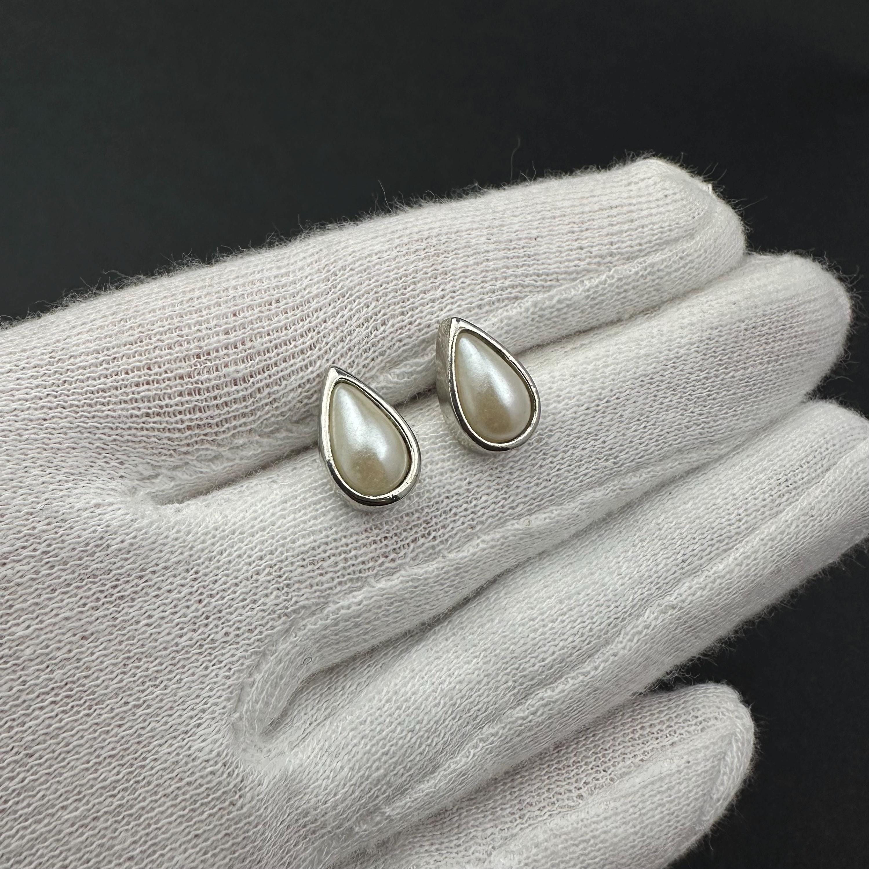 Vintage silver tone and faux pearl teardrop studs earrings
