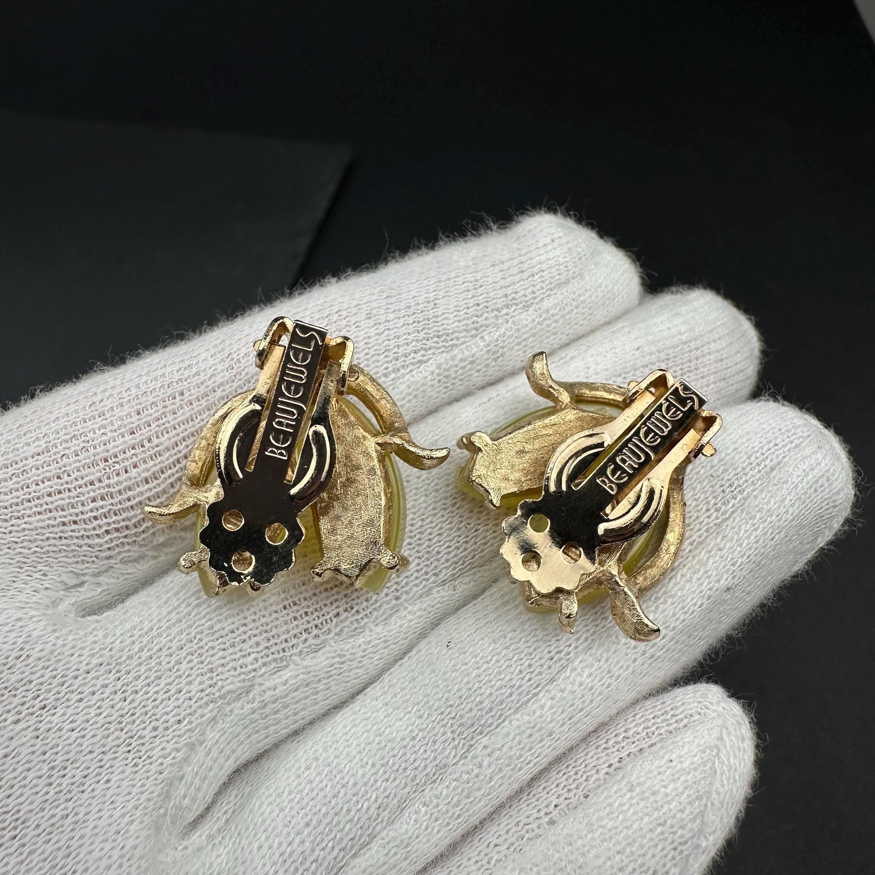 Vintage Beaujewels jewelry set