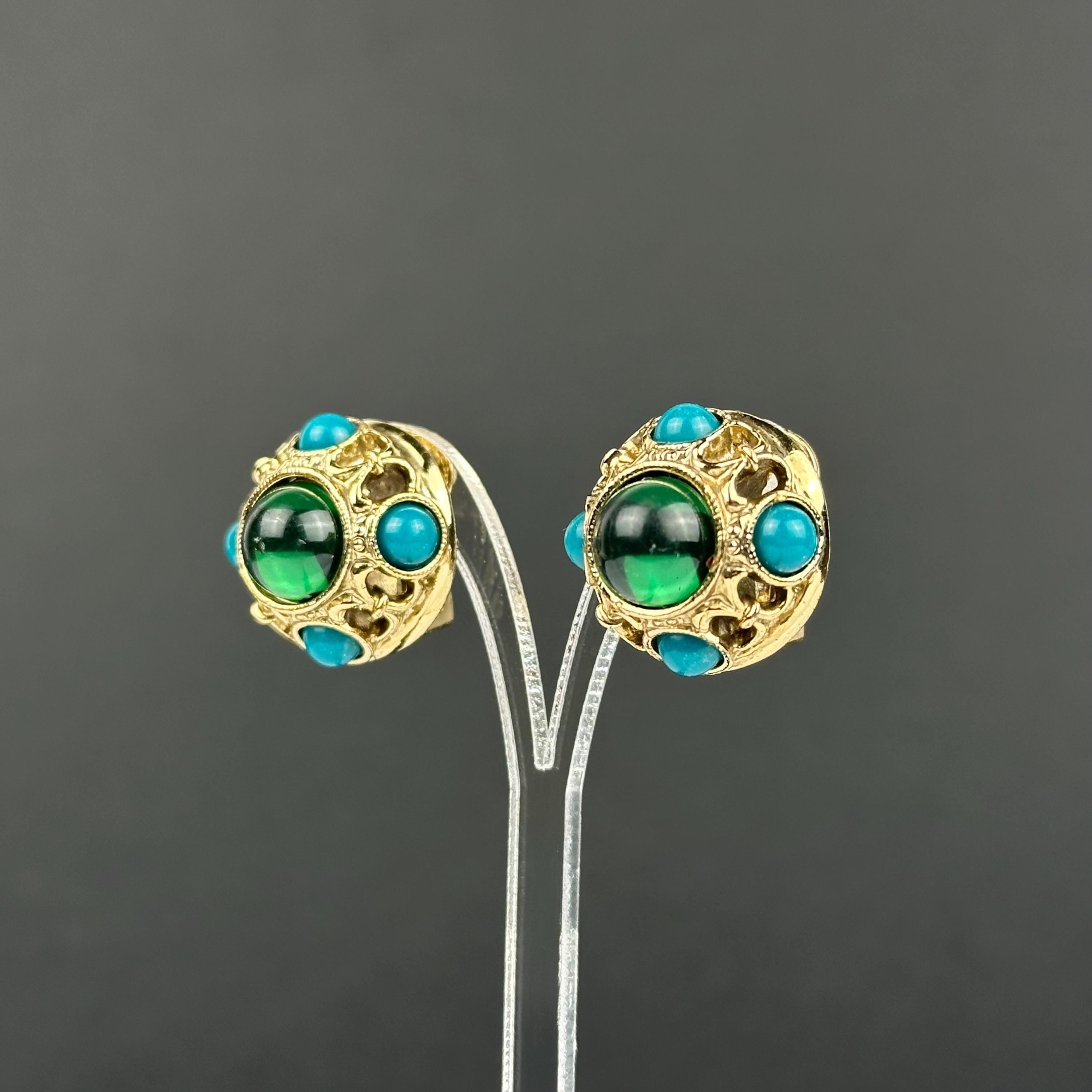 1928 Vintage Clip On Earrings: Emerald Green & Gold Tone