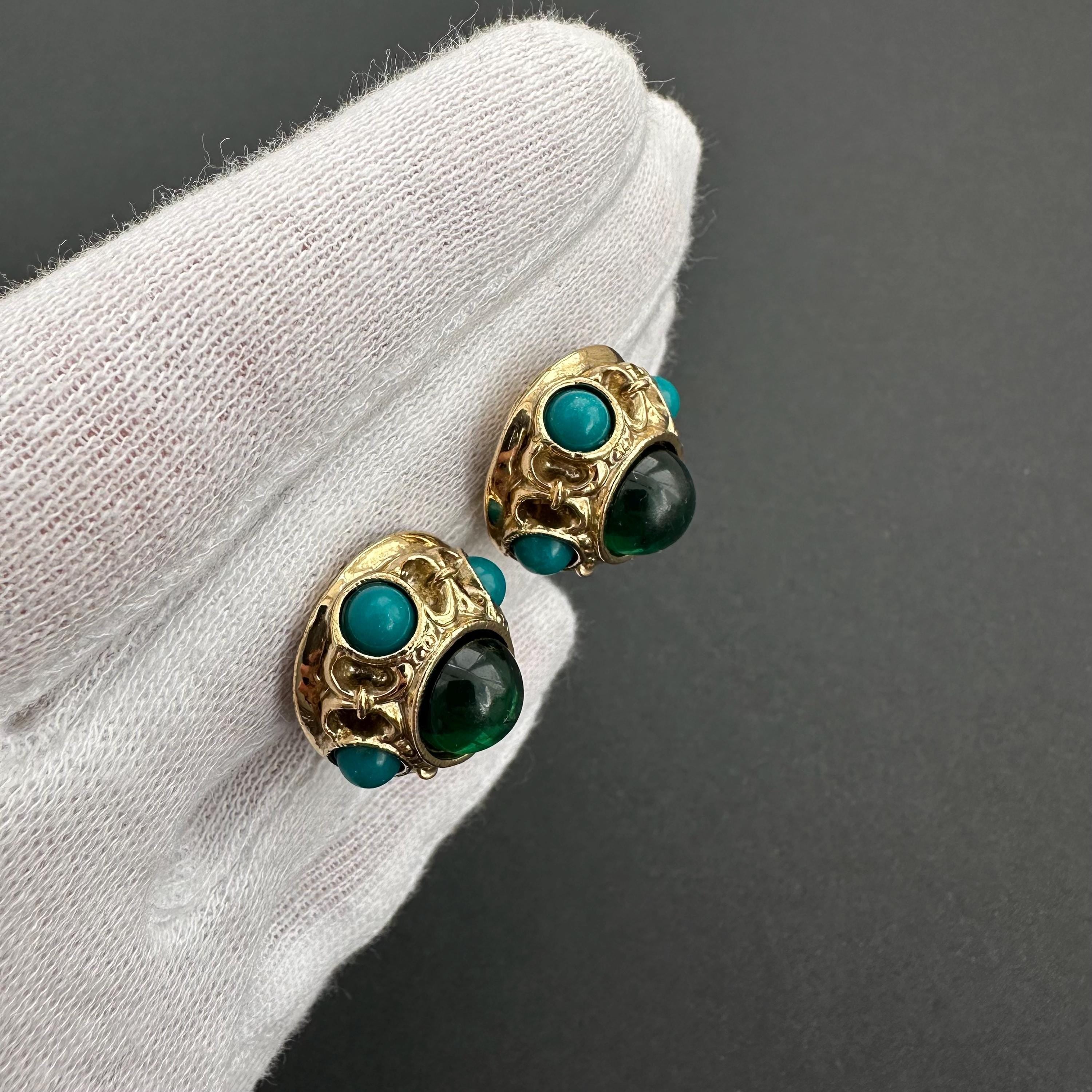 1928 Vintage Clip On Earrings: Emerald Green & Gold Tone