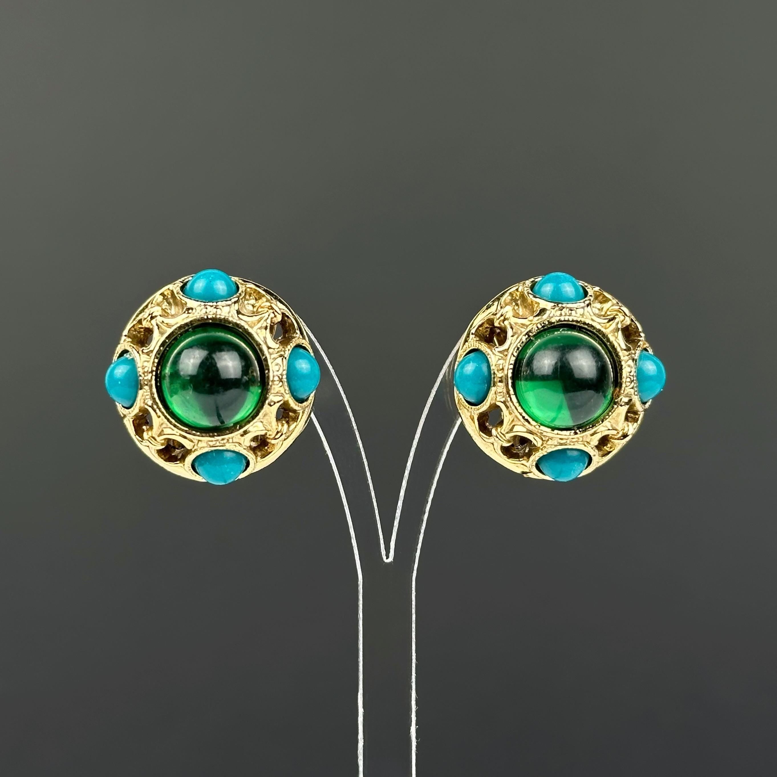 1928 Vintage Clip On Earrings: Emerald Green & Gold Tone