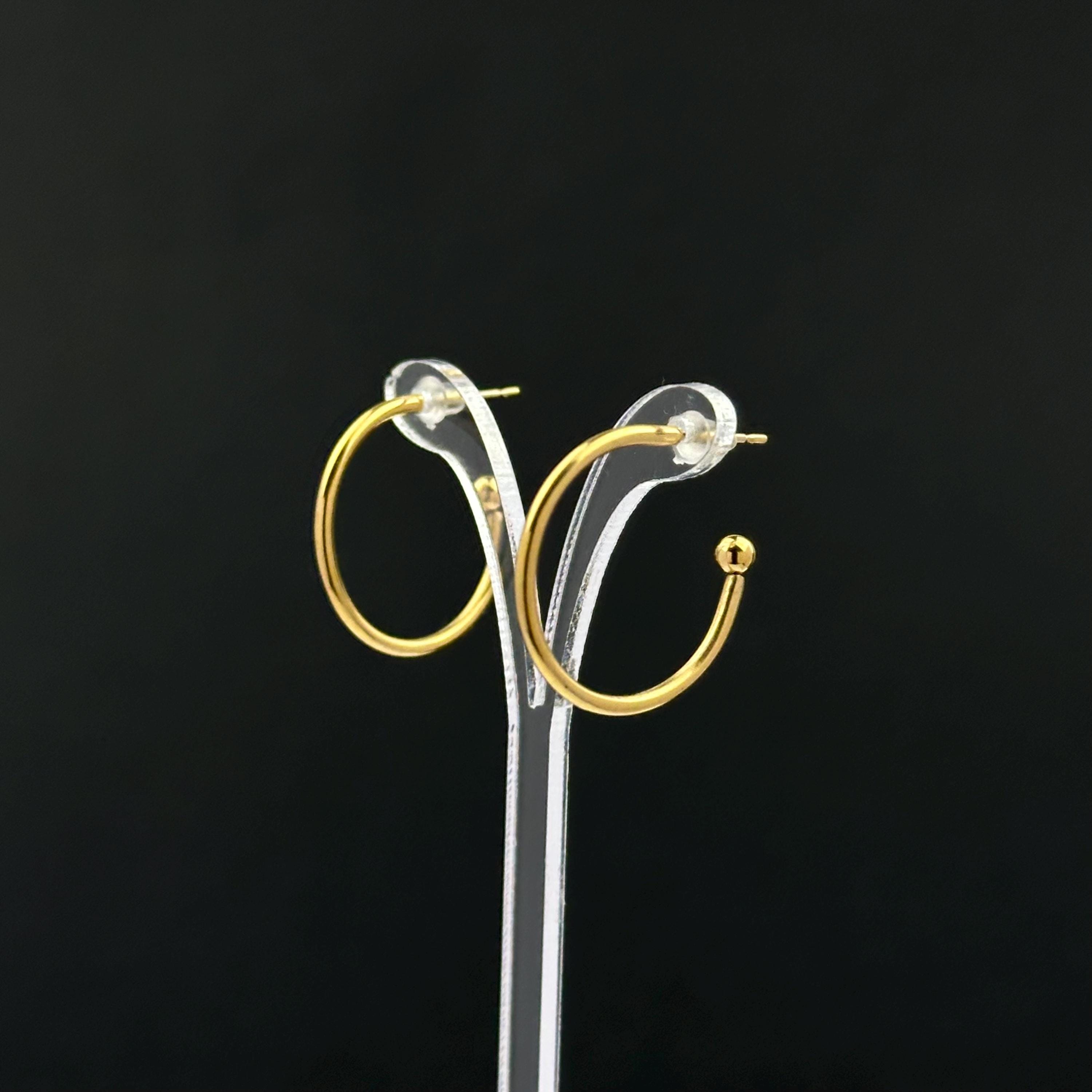 Vintage gold tone minimalist hoop earrings