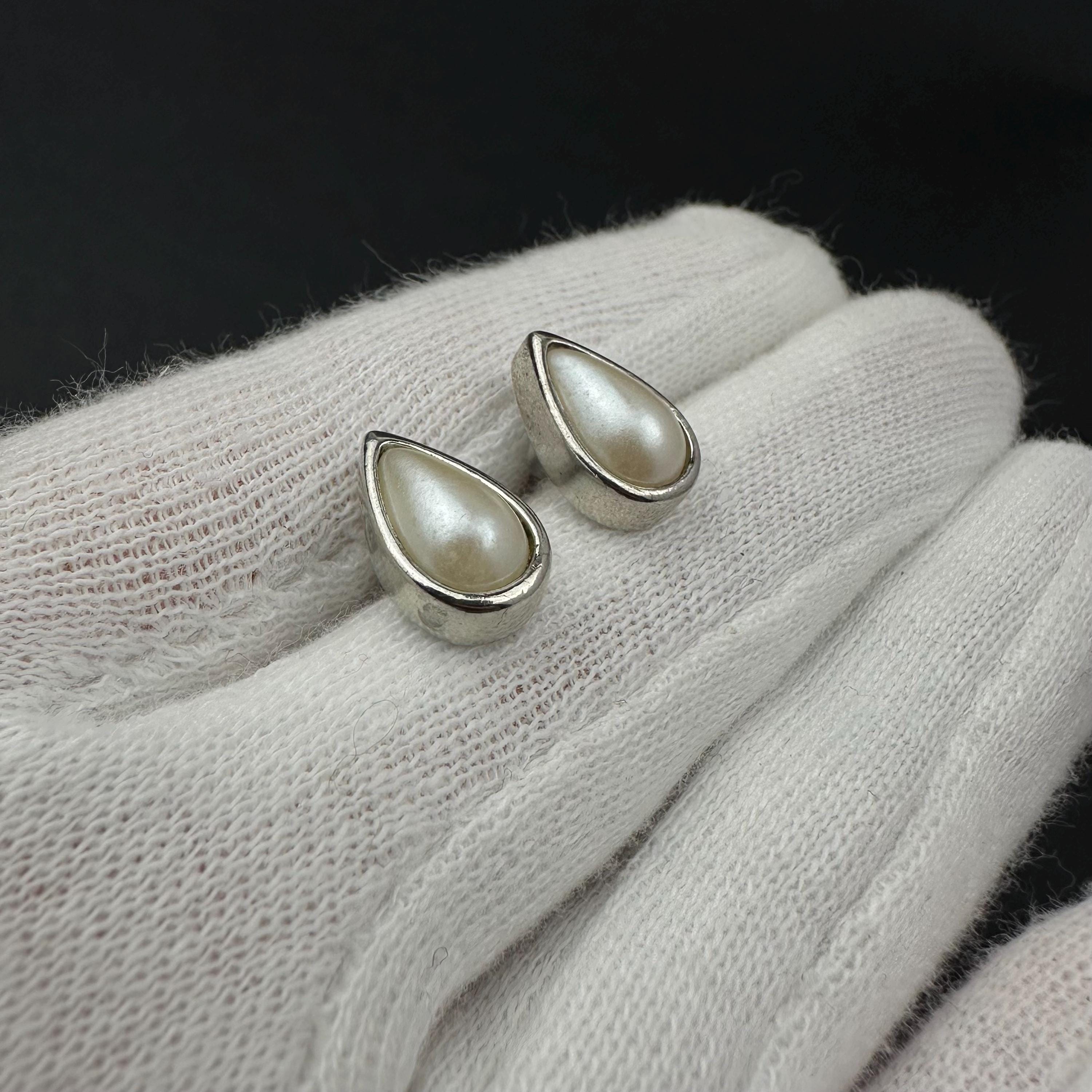Vintage silver tone and faux pearl teardrop studs earrings