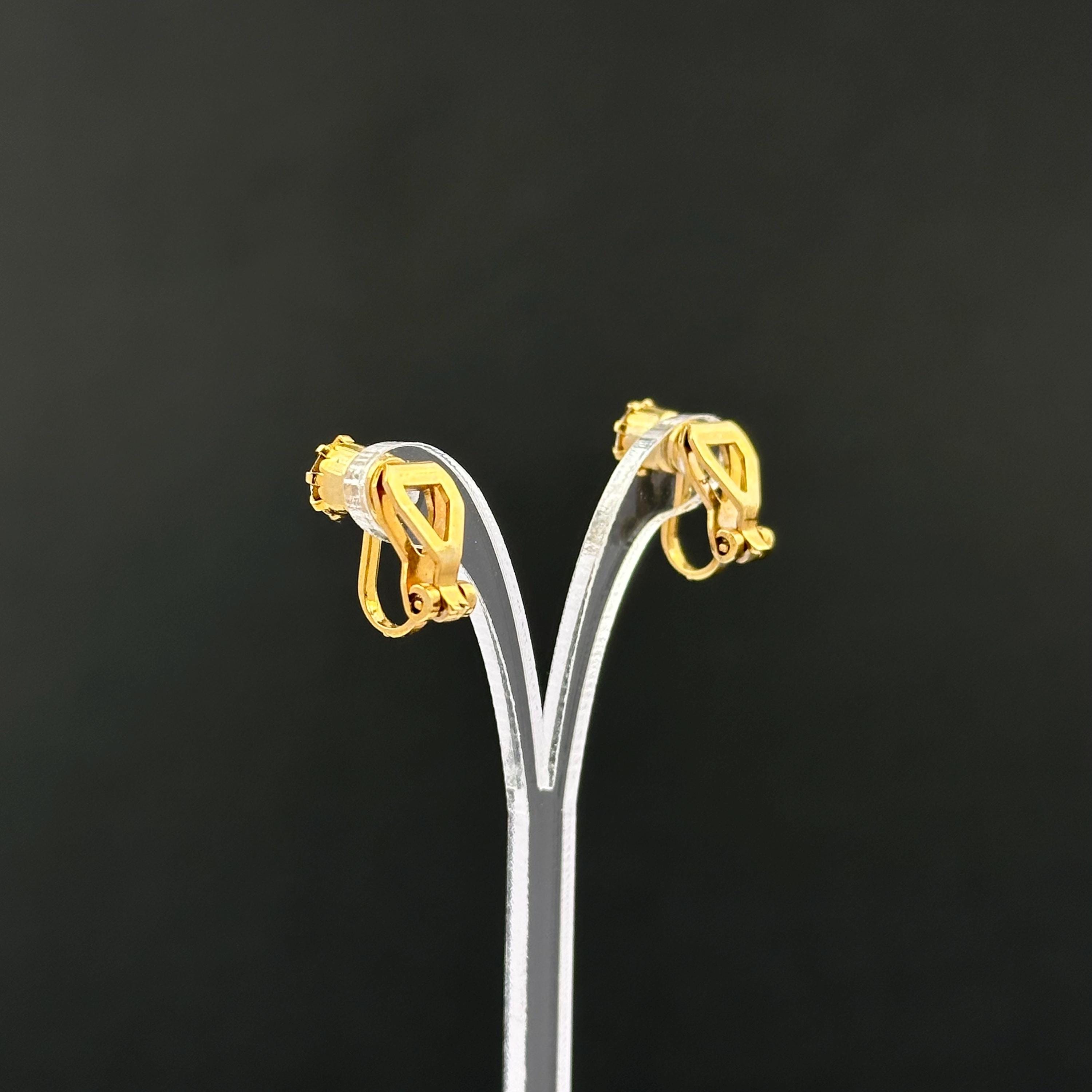 Vintage Rhinestone Clip-on Earrings: Gold Tone Petite Jewelry