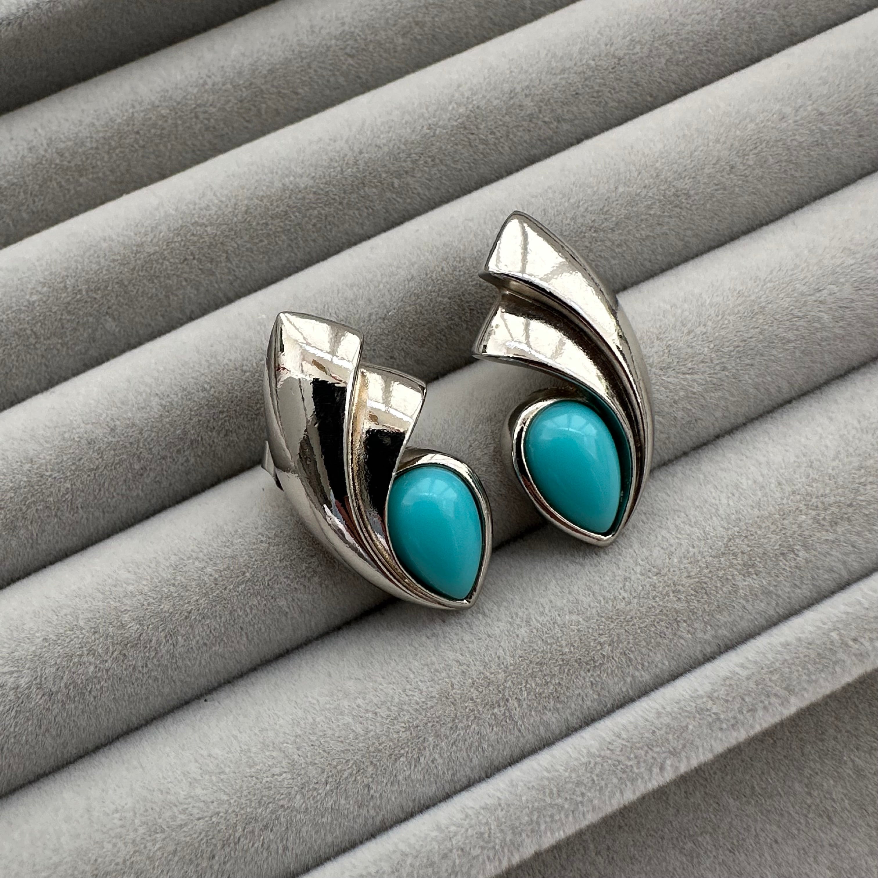 Vintage silver tone and blue сabochons earrings