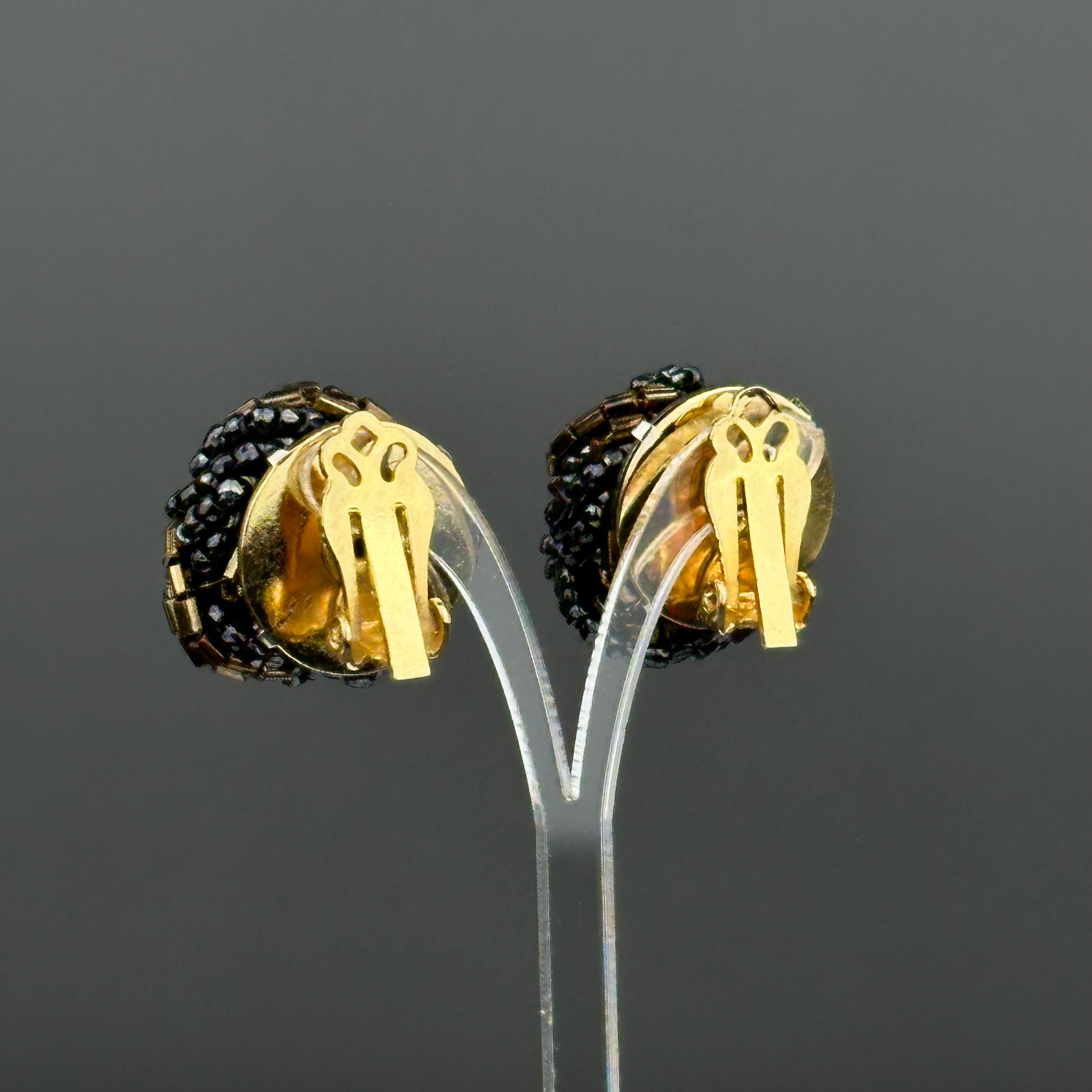 Vintage black & brown glass seed beads clip-on earrings