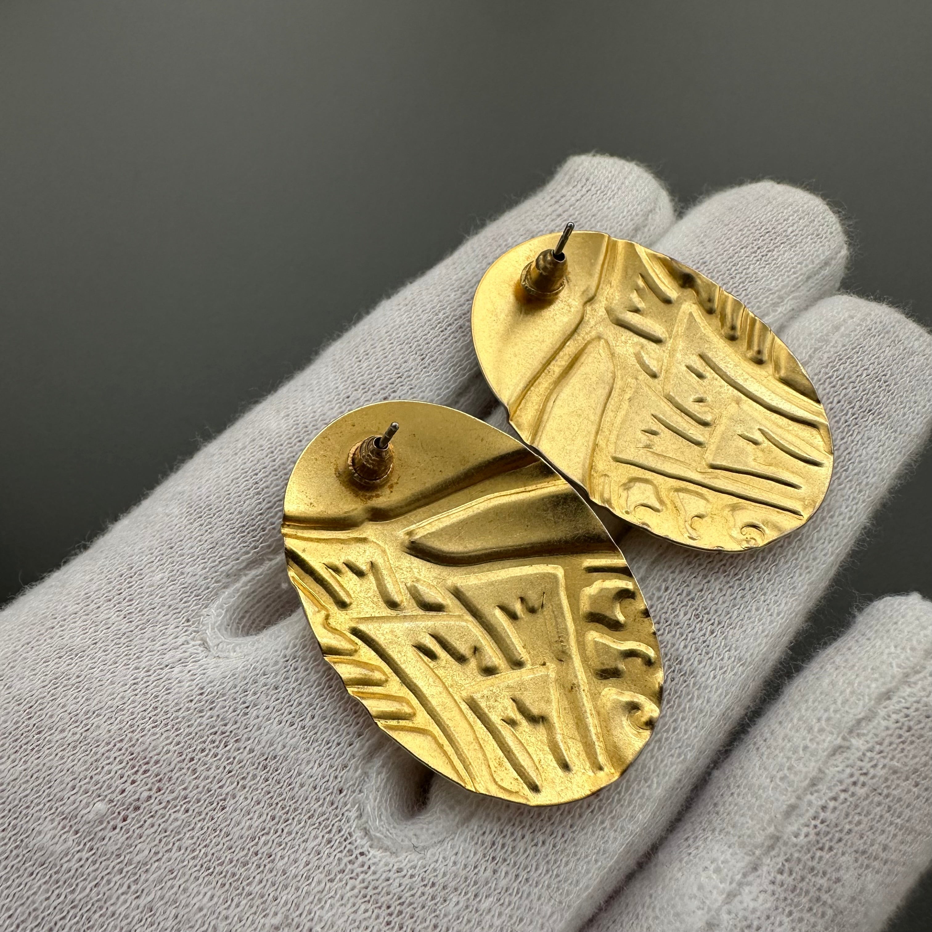 Vintage gold tone and grey enamel oval stud earrings