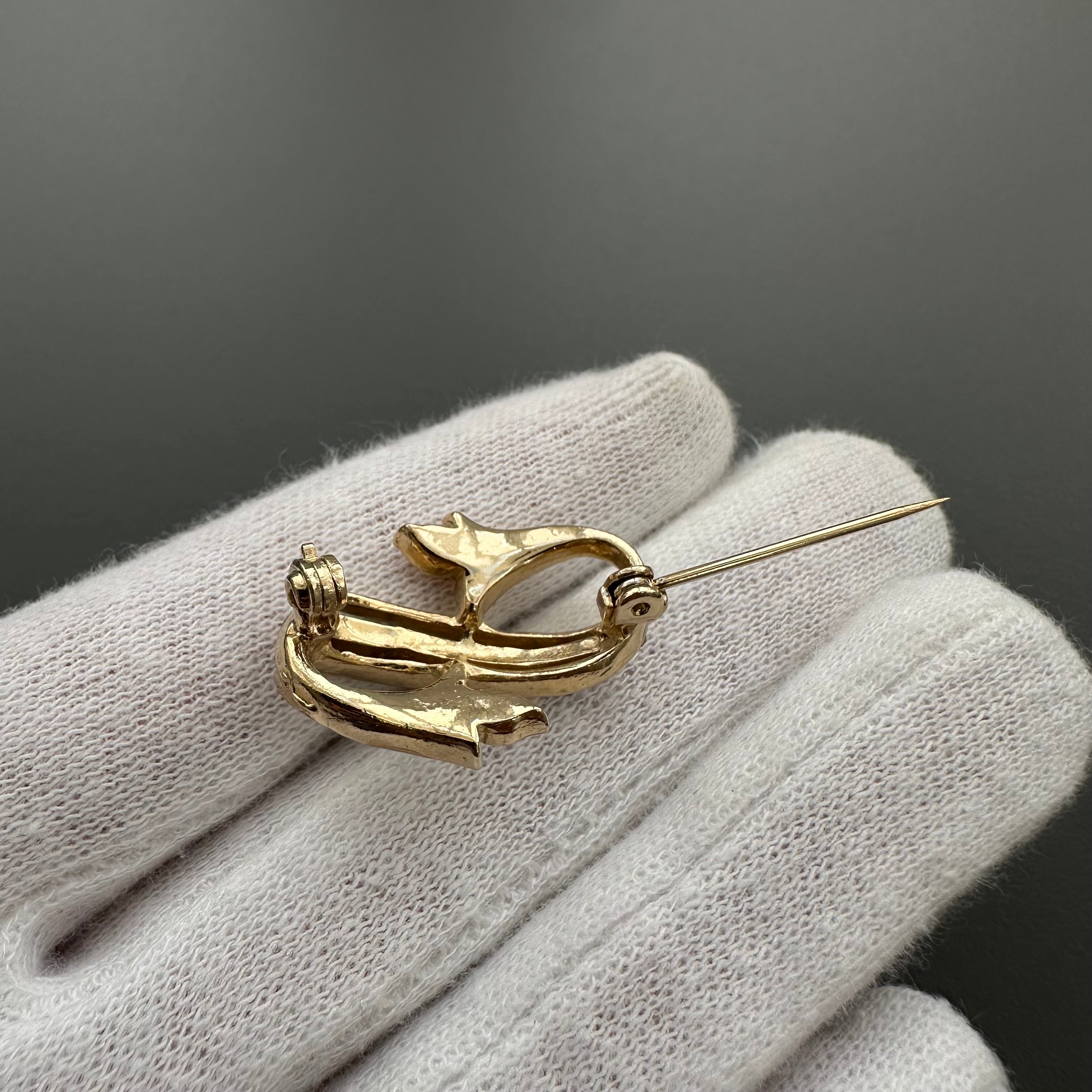 Vintage gold tone and rhinestone jewelry set Teal and clear crystal brooch & screw back earrings