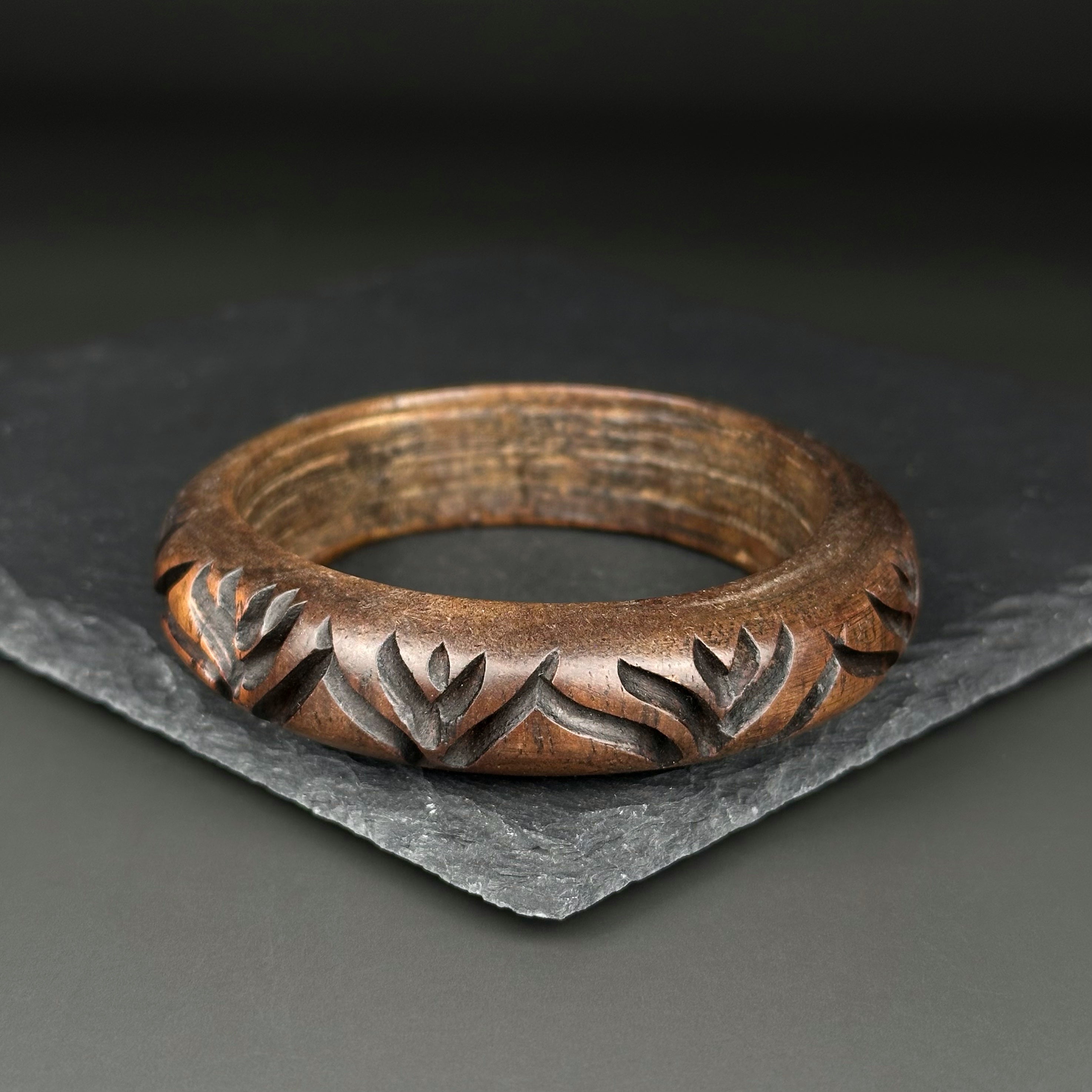 Vintage hand-carved wooden bangle bracelet