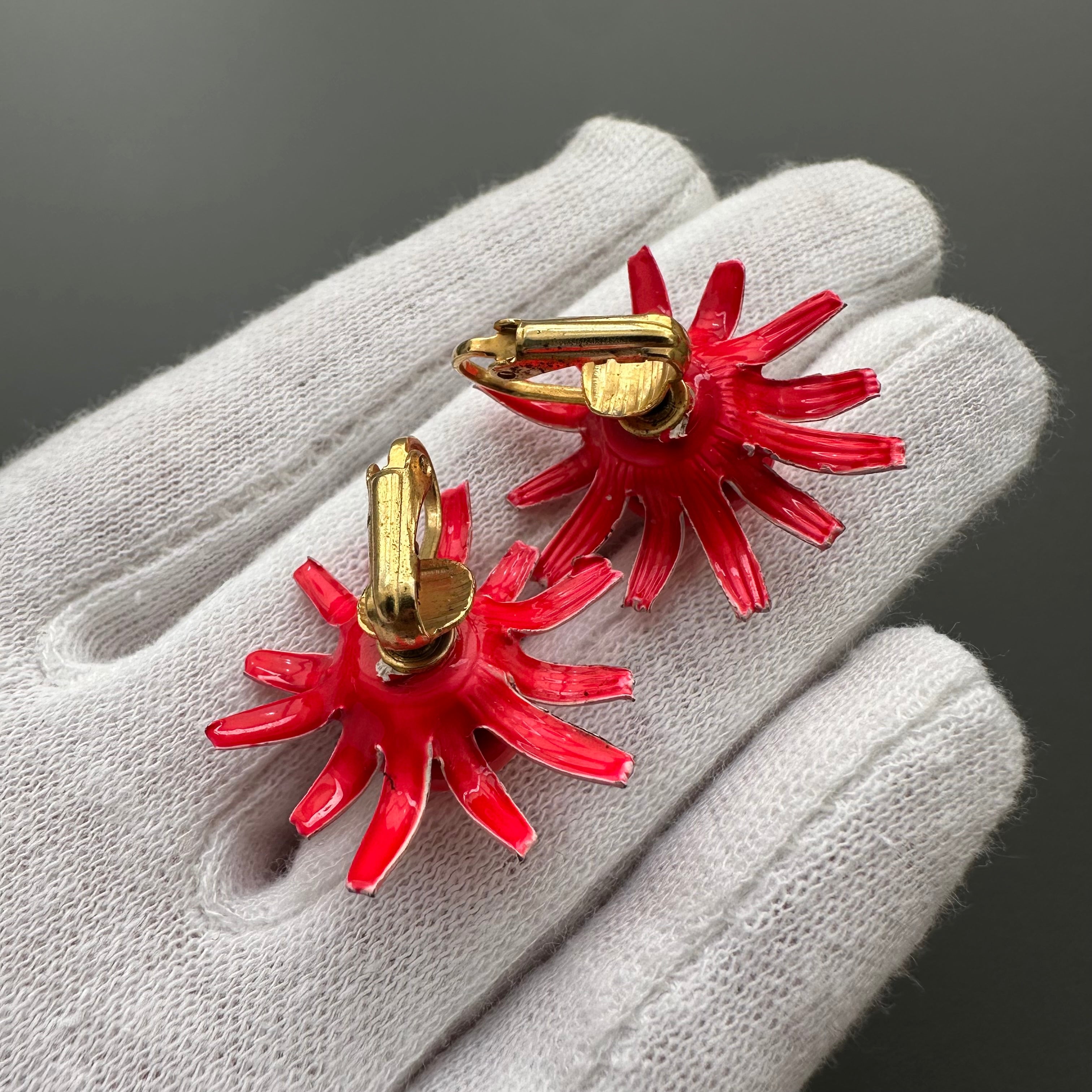 Vintage red enamel flower clip-on earrings