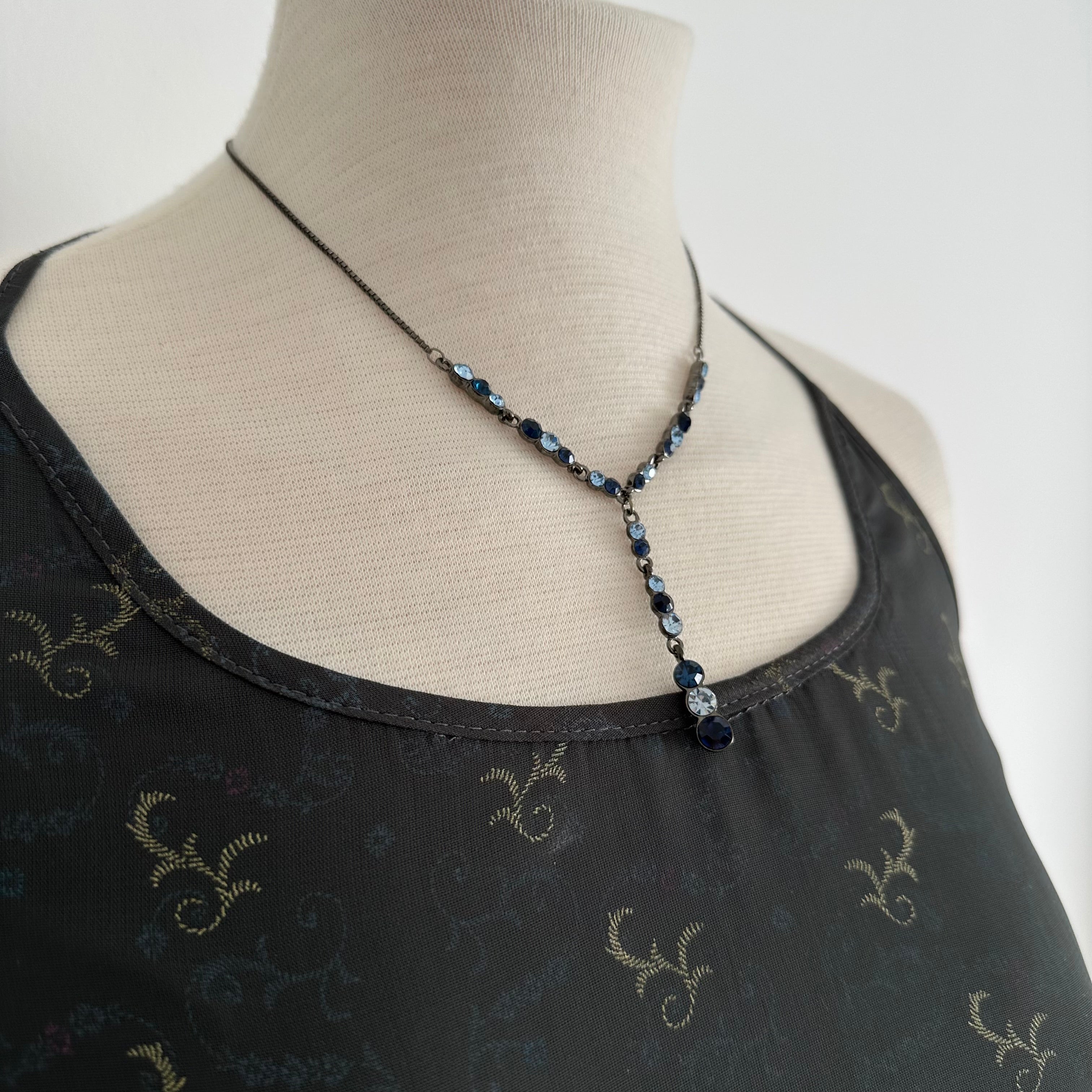 Vintage blue crystal Y necklace