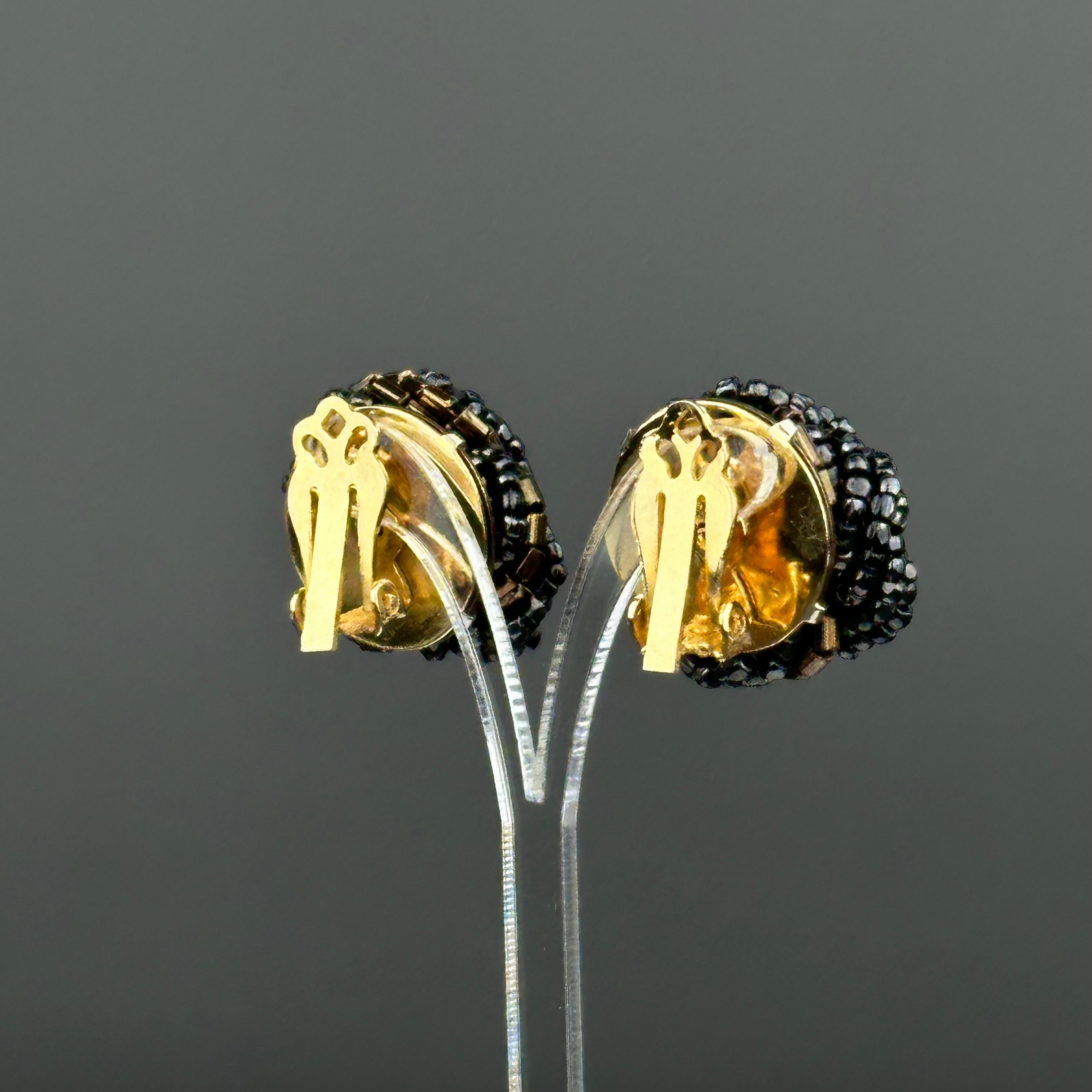 Vintage black & brown glass seed beads clip-on earrings