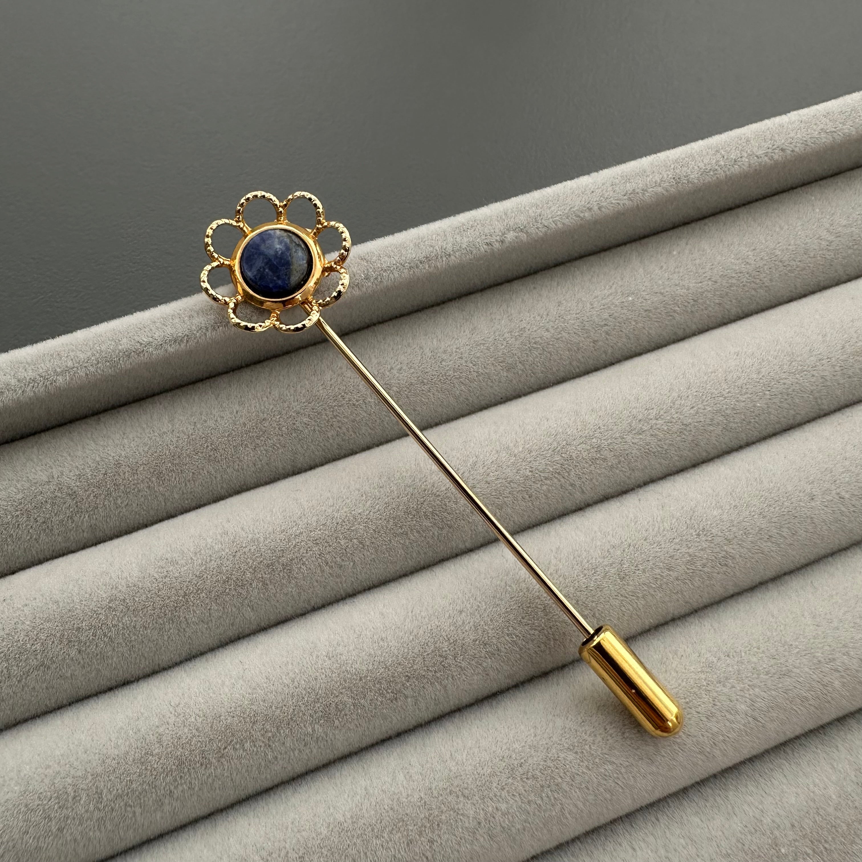 Vintage gold-tone and blue lapis lazuli floral stick pin