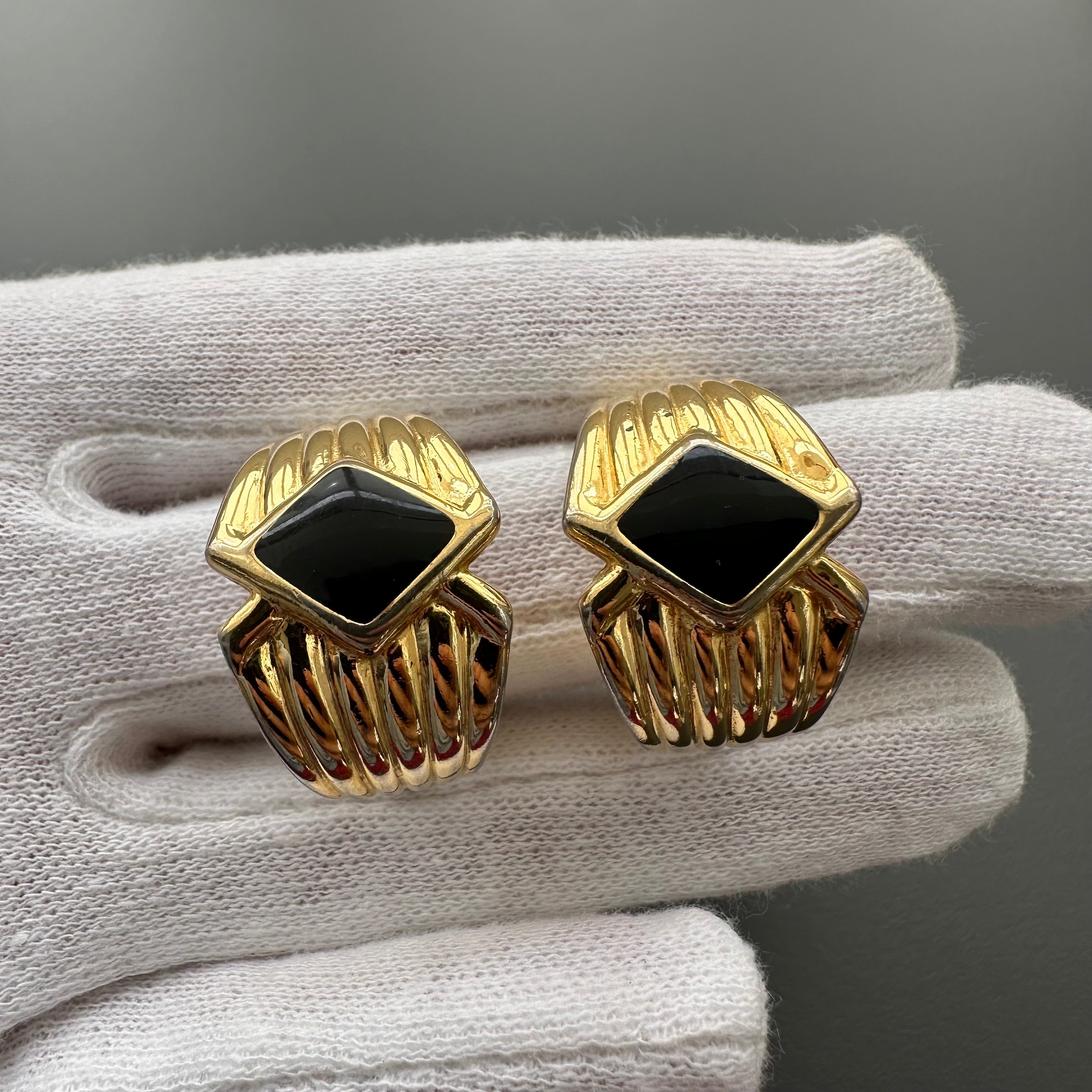 Vintage gold-tone and black textured hoop clip-on earrings