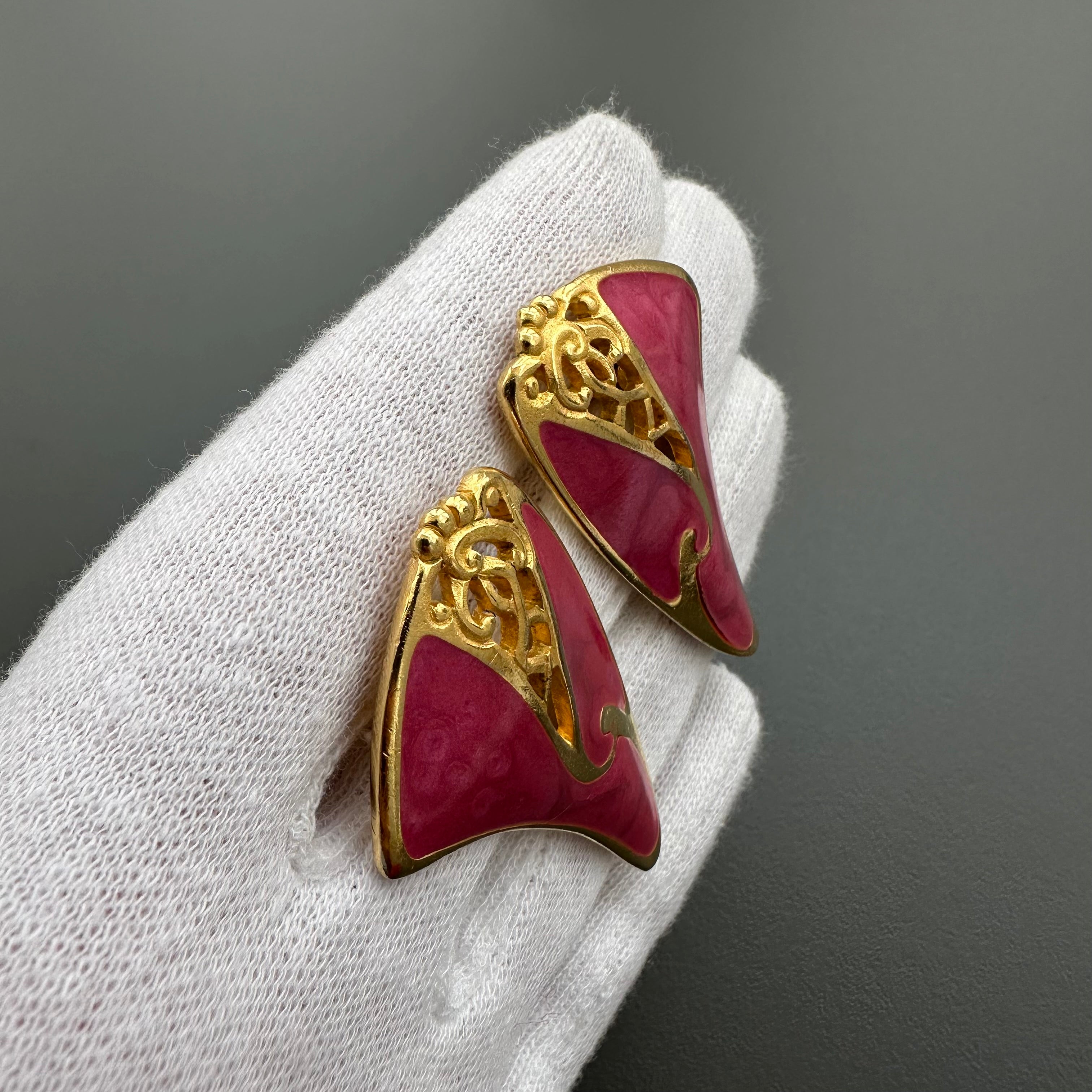 Vintage Berébi gold tone and pink enamel statement earrings