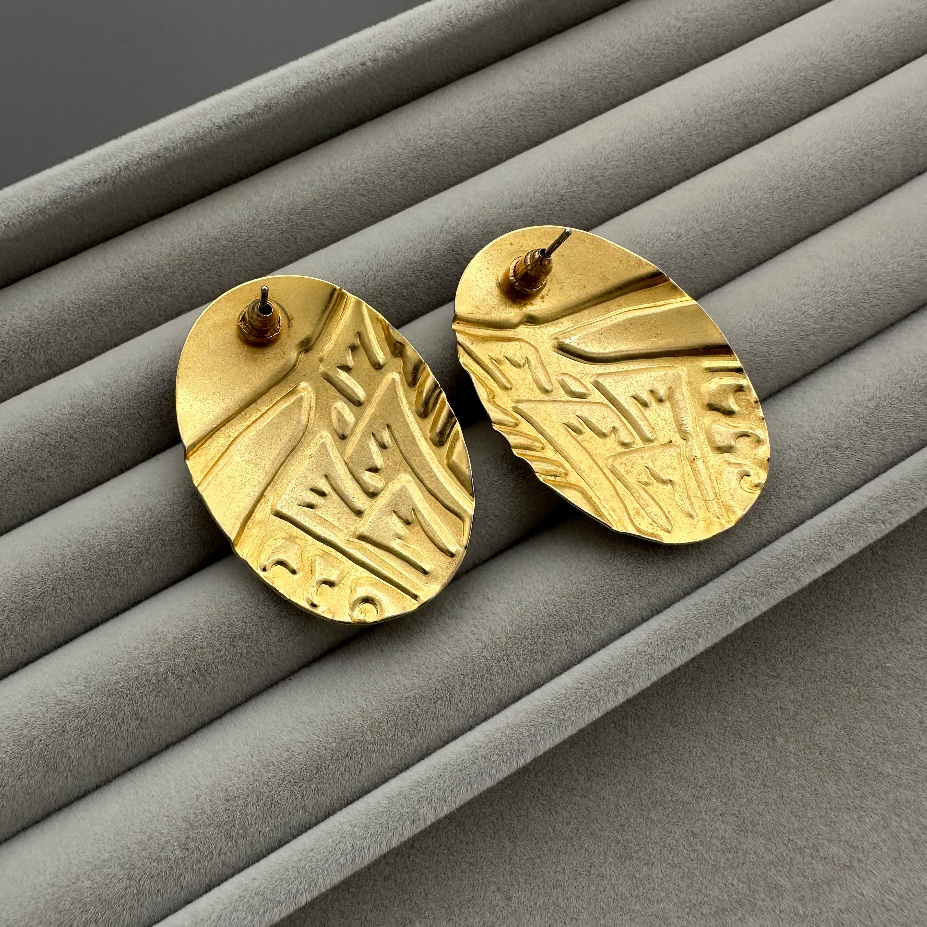 Vintage gold tone and grey enamel oval stud earrings