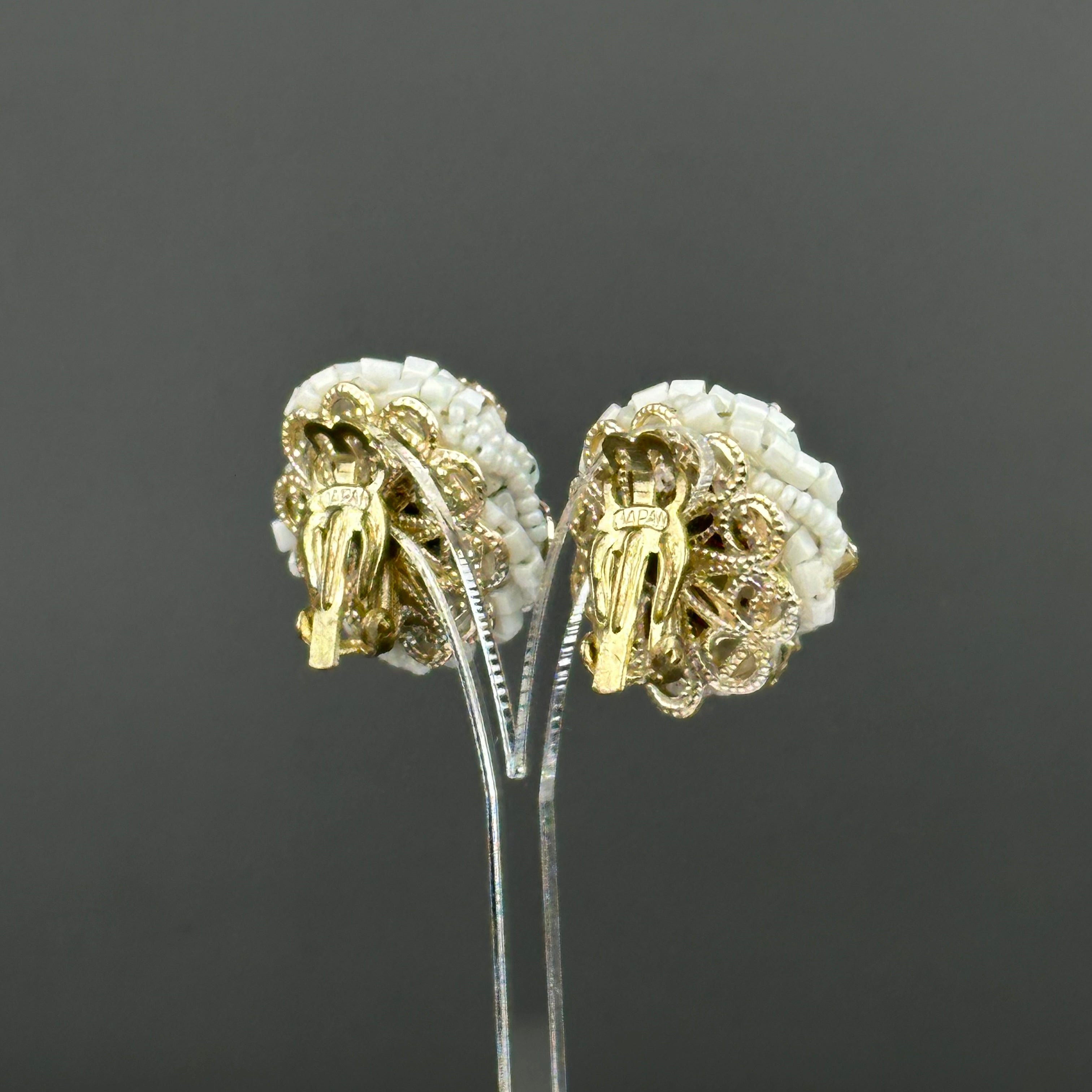Vintage Japan Ivory & gold beaded clip on earrings