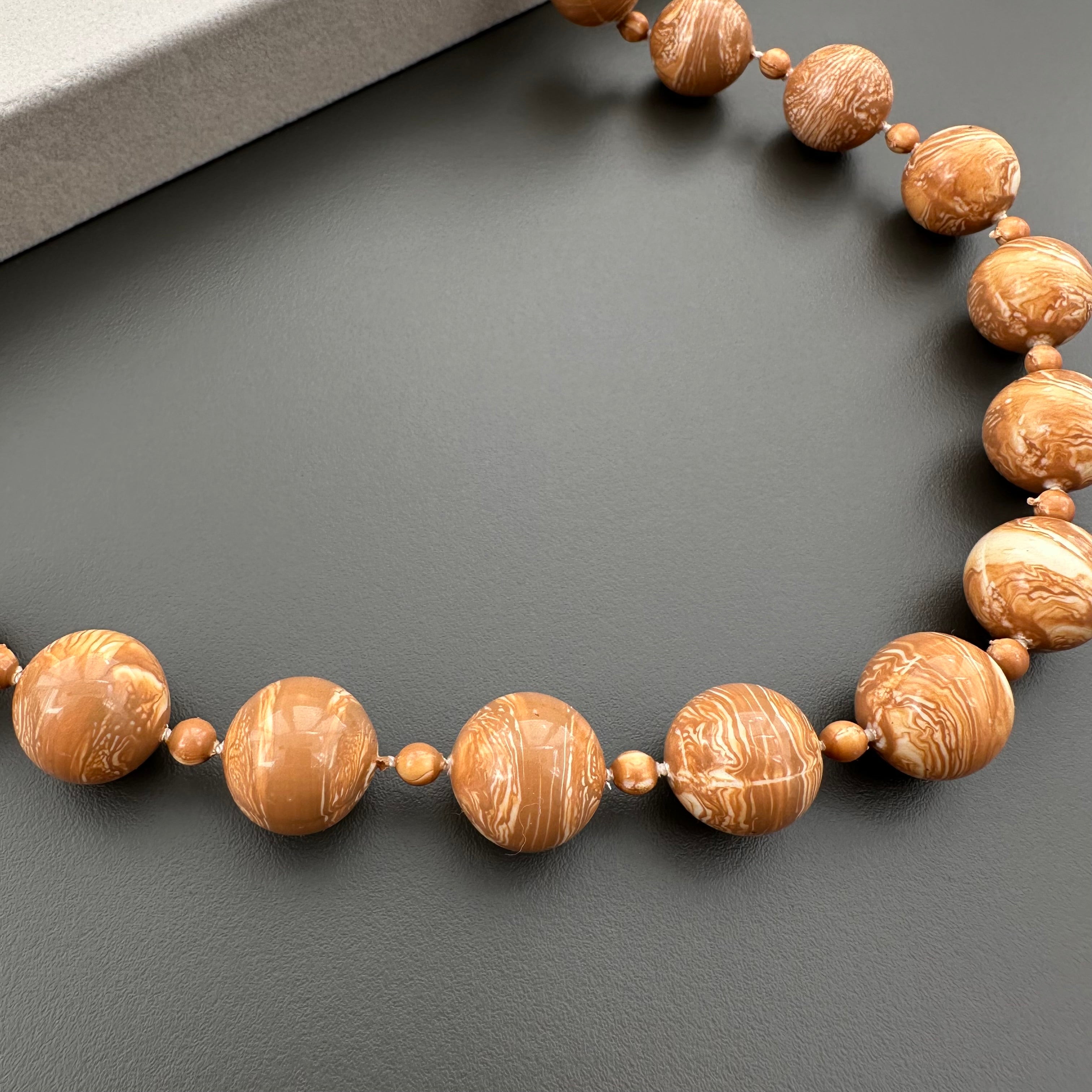 Vintage brown marble effect plastic beaded necklace