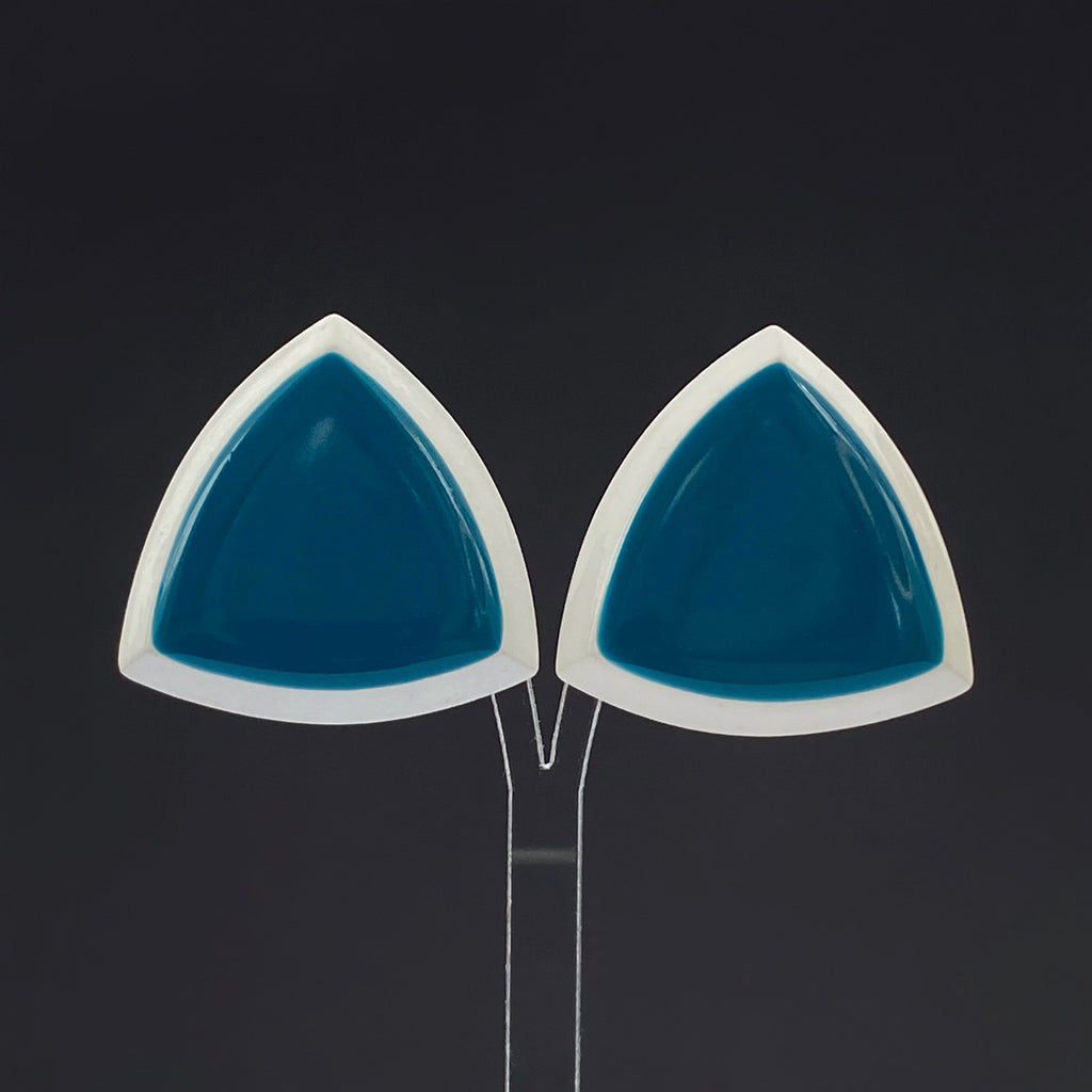 Vintage white and blue enamel triangle stud earrings