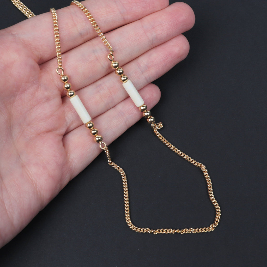 Vintage AVON gold tone and white beads chain necklace