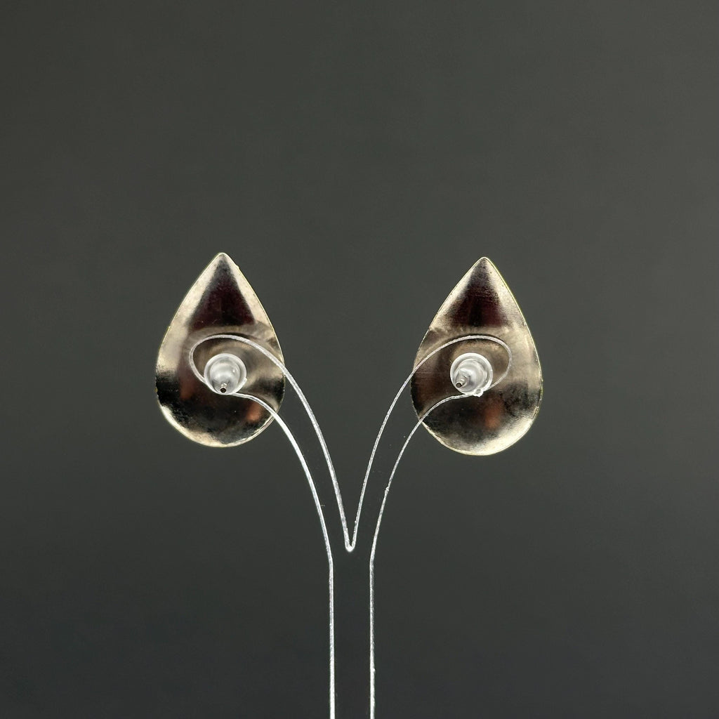 Vintage yellow emanel teardrop earrings