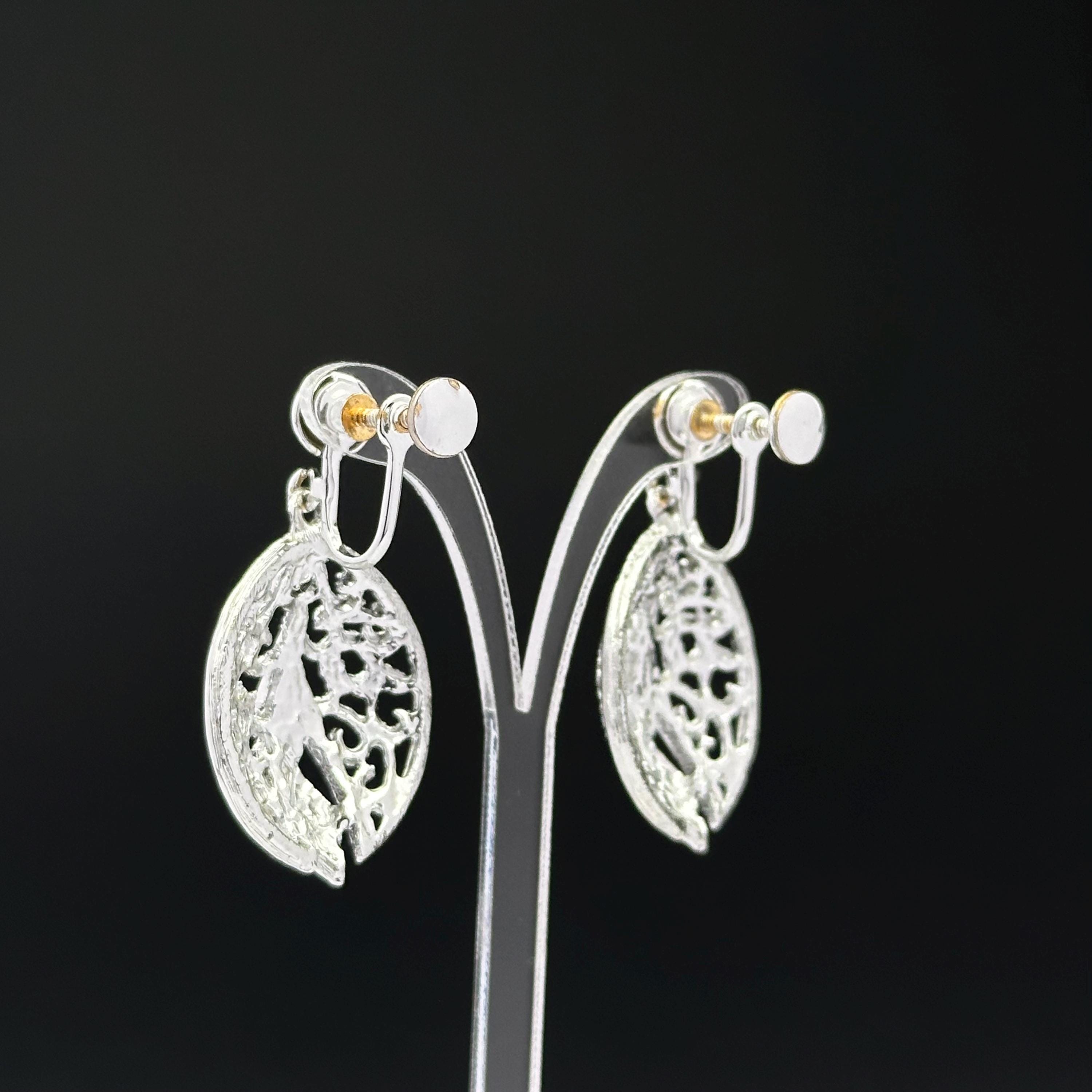 Vintage silver tone filigree dangle screw back earrings