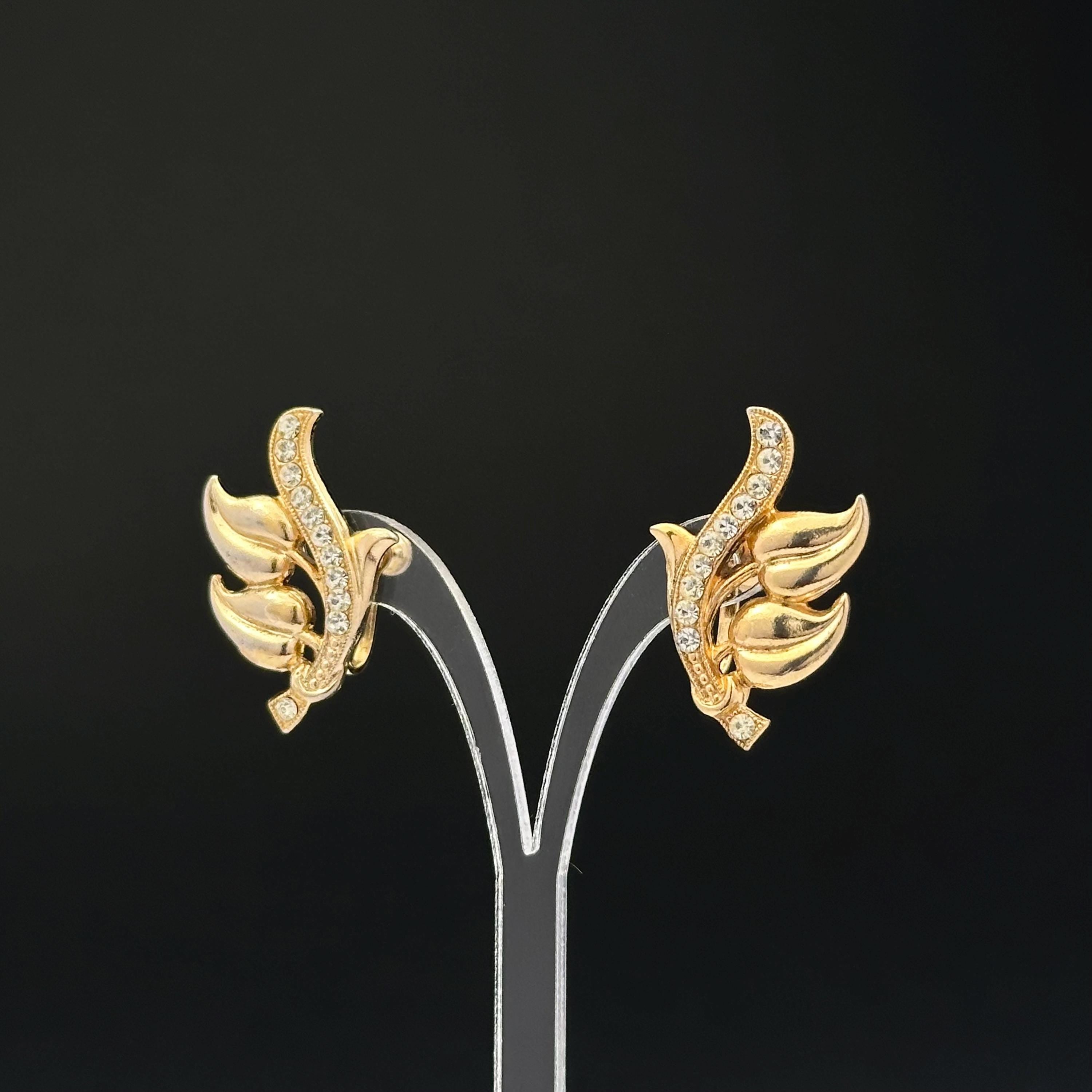 Vintage gold-tone leaf and clear rhinestones screw back earrings