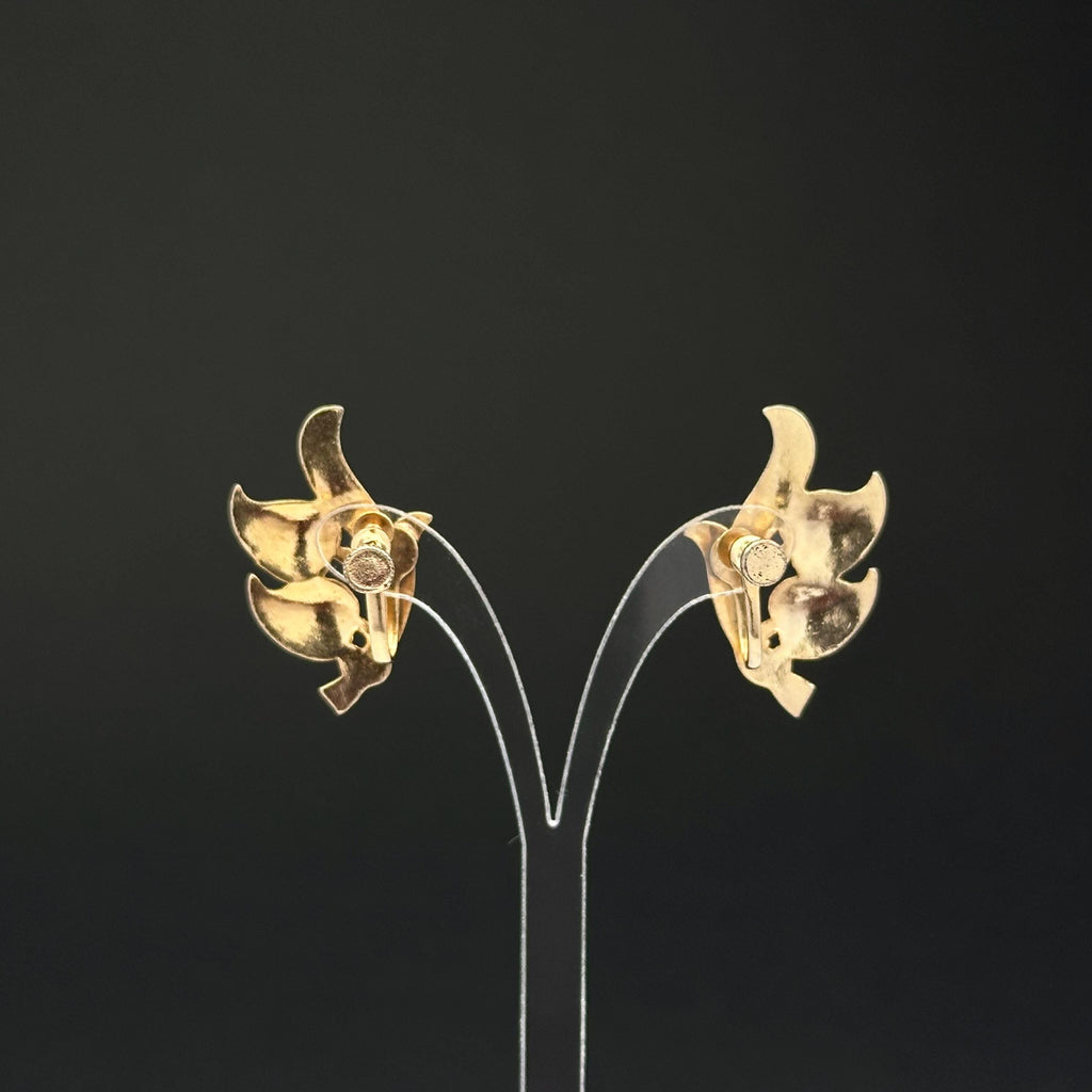 Vintage gold-tone leaf and clear rhinestones screw back earrings